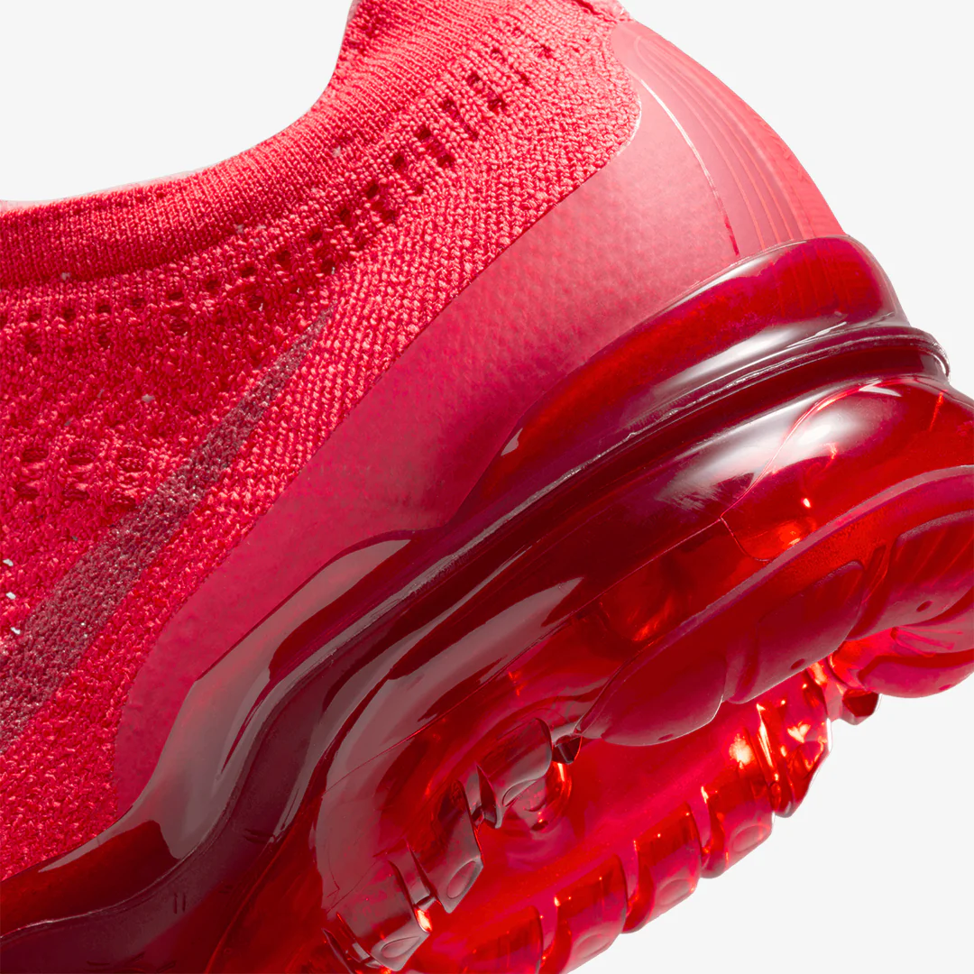 Nike | AIR VAPORMAX 2023 FLYKNIT { TRACK RED/MYSTIC RED-TRACK RED-TRACK RED - Image 5