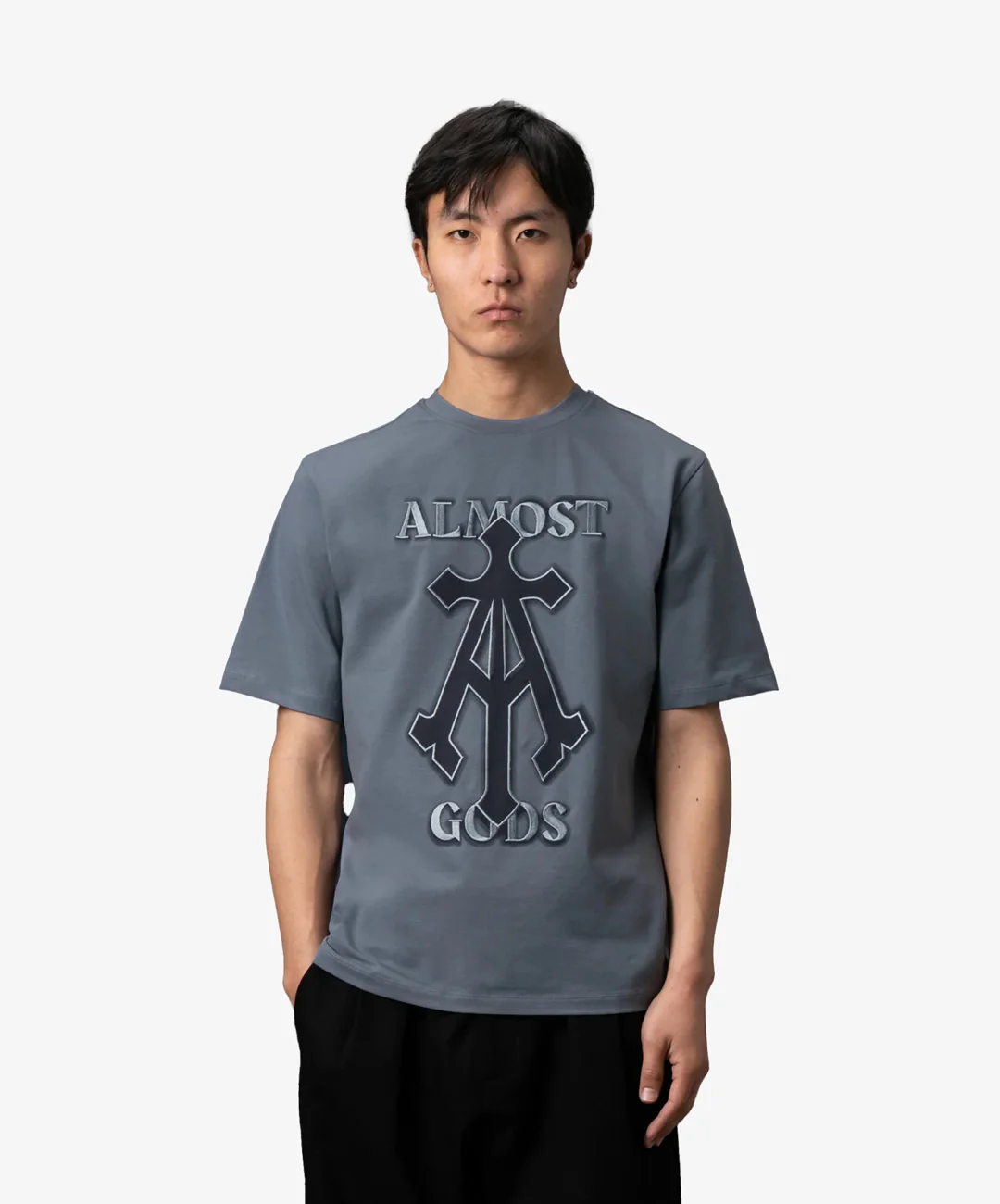 ALMOST GODS | ALPHA CROSS SPRAY PAINT TEE { GREY