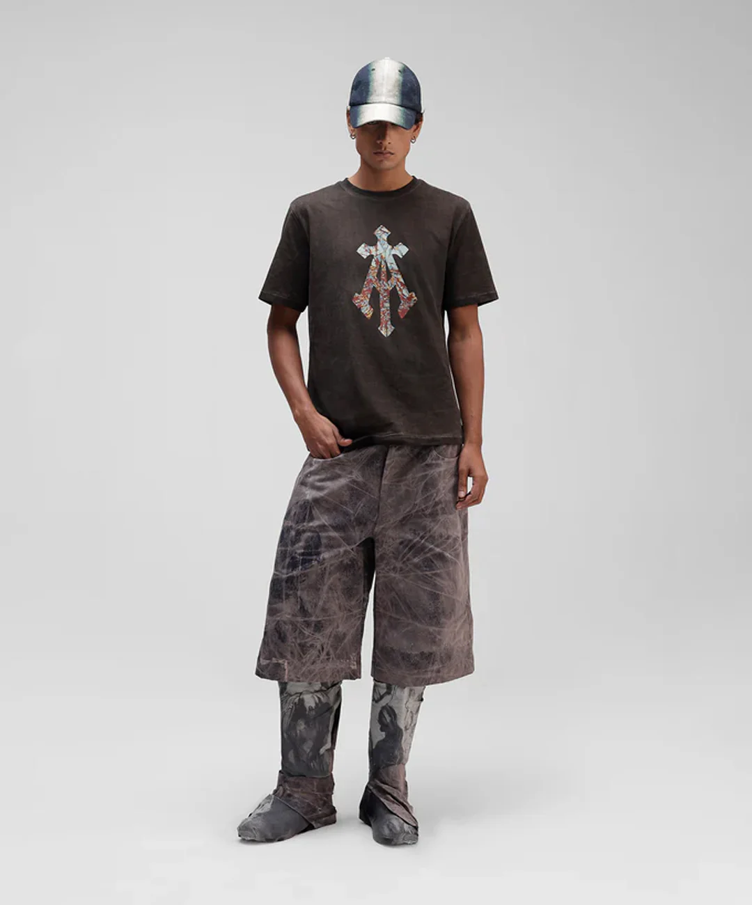 ALMOST GODS | SHATTERED ALPHA CROSS TEE WITH PIGMENT WASH { BROWN - Image 3