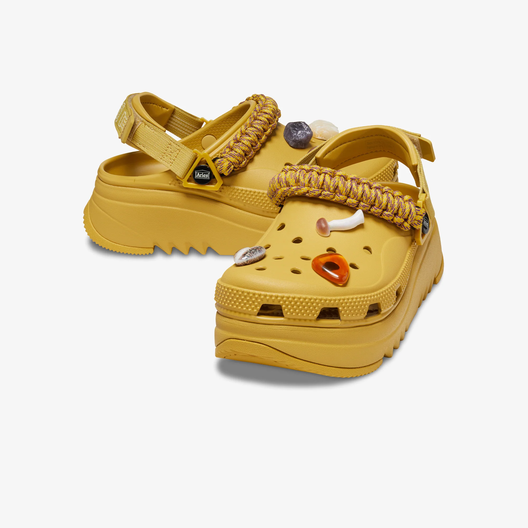 Crocs | ARIES ARISE x CROCS { DESSERT GRASS - Image 3