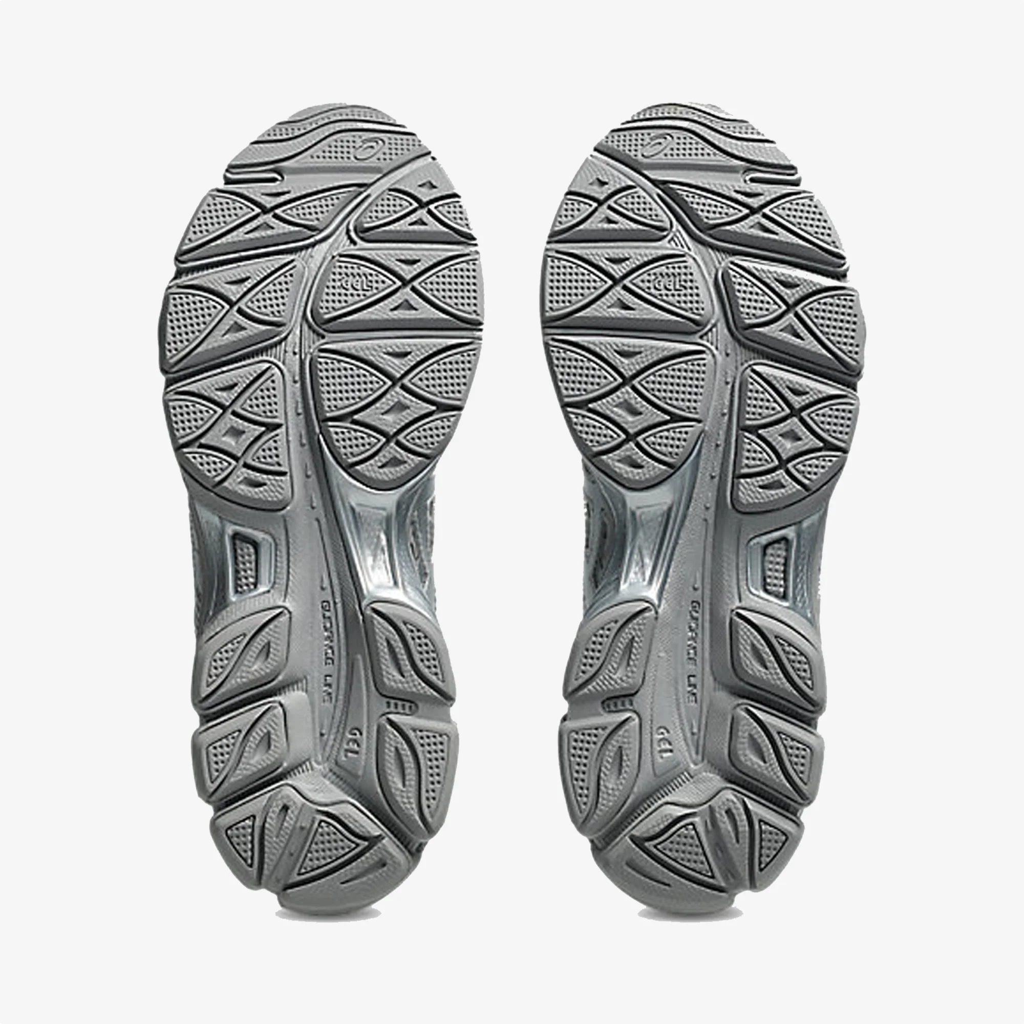 ASICS | X CECILIE BAHNSEN GEL-CUMULUS 16 SSCB { GLACIER GREY/PURE SILVER - Image 6