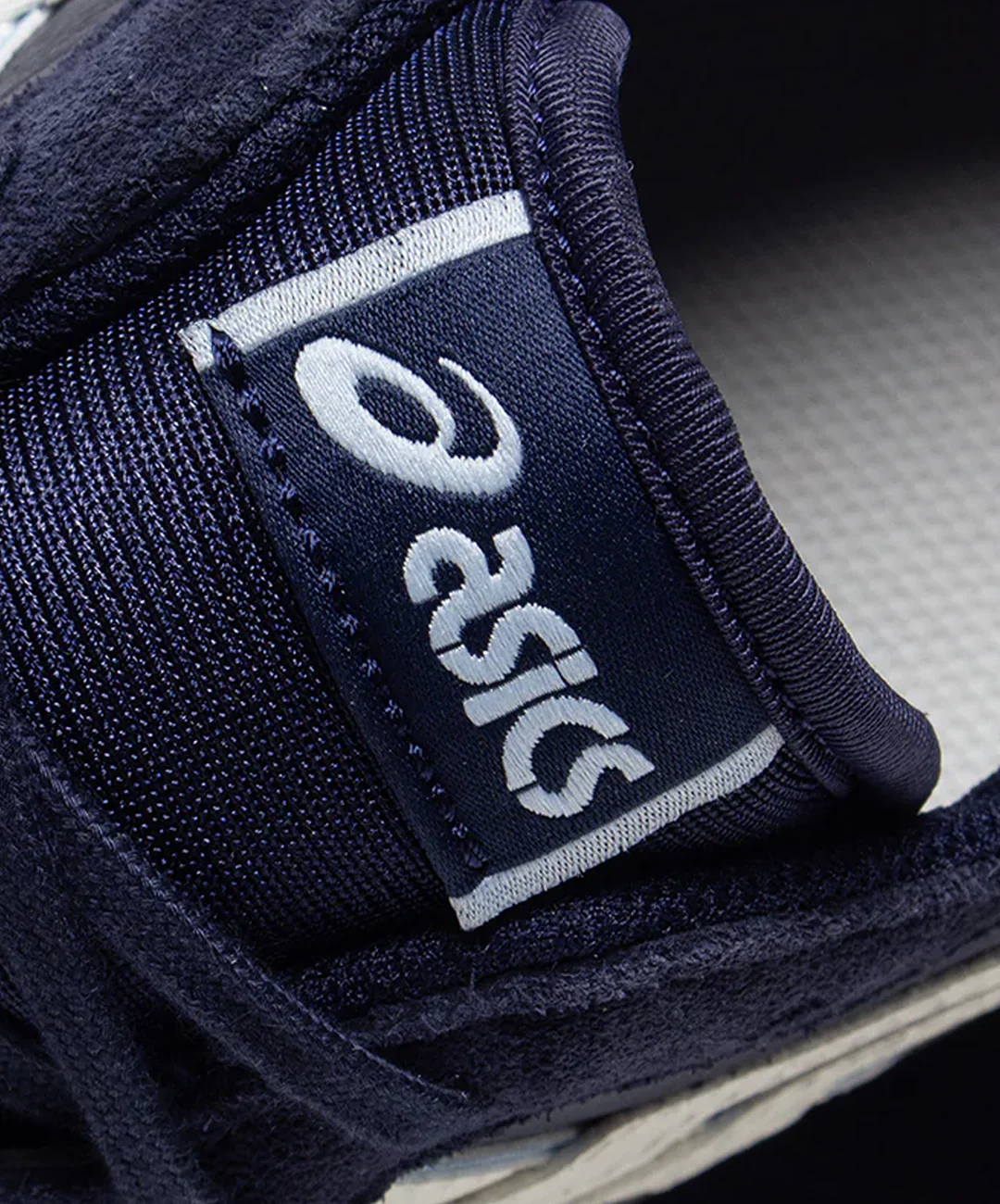 ASICS | SKYHAND OG { MIDNIGHT/IVORY - Image 6