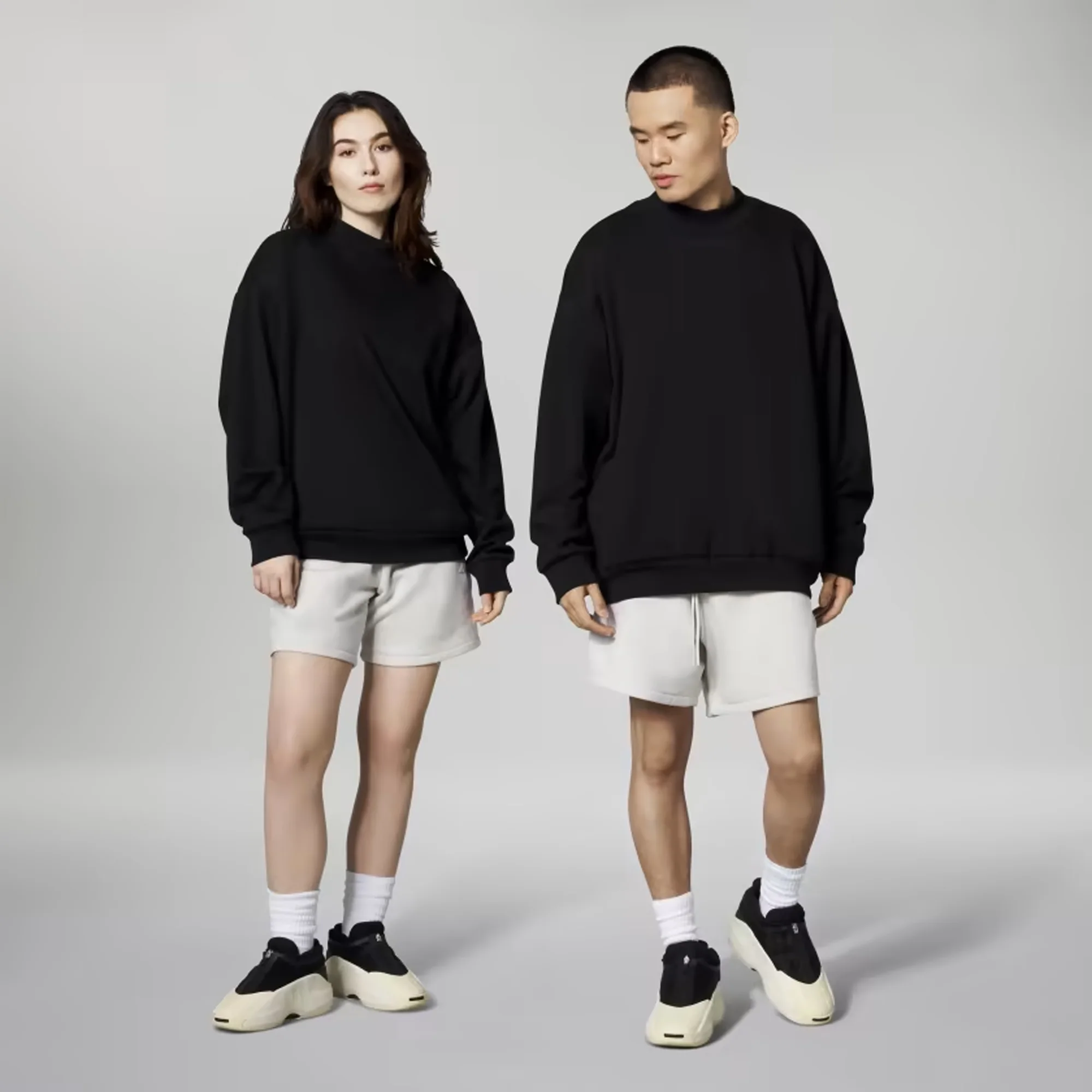 Adidas Originals | BASKETBALL 001 CREW NECK SWEAT  { BLACK - Image 4