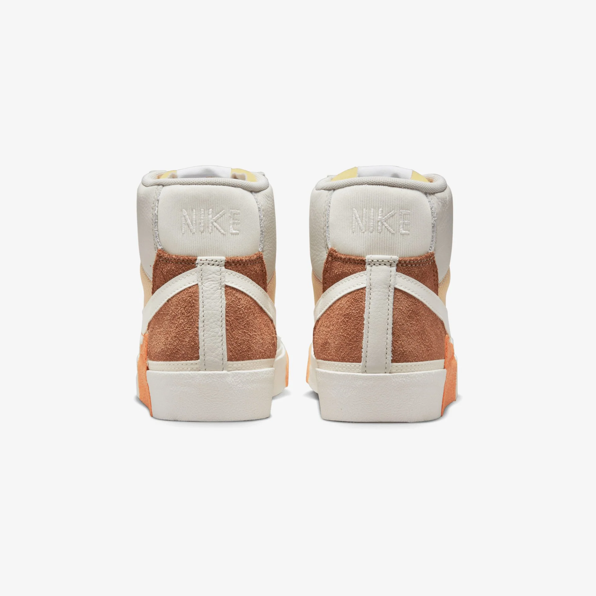 Nike | BLAZER '77 PRO CLUB { LIGHT BONE/SAIL-SESAME-PECAN - Image 3