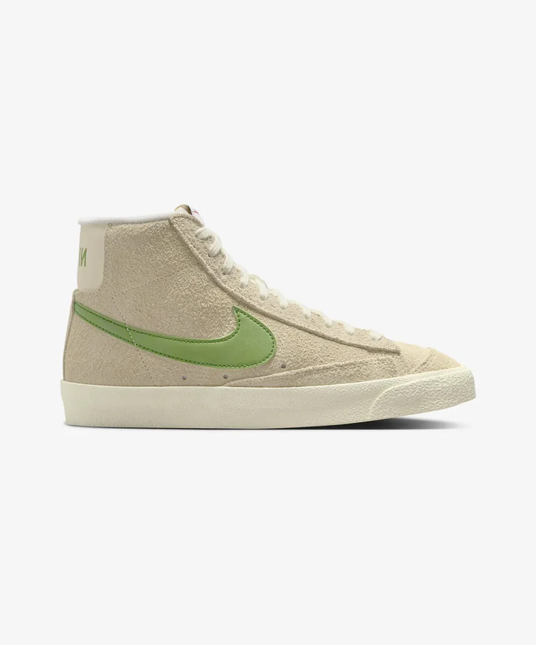 Nike | BLAZER MID '77 VINTAGE { MUSLIN/CHLOROPHYLL-COCONUT MILK-SAIL