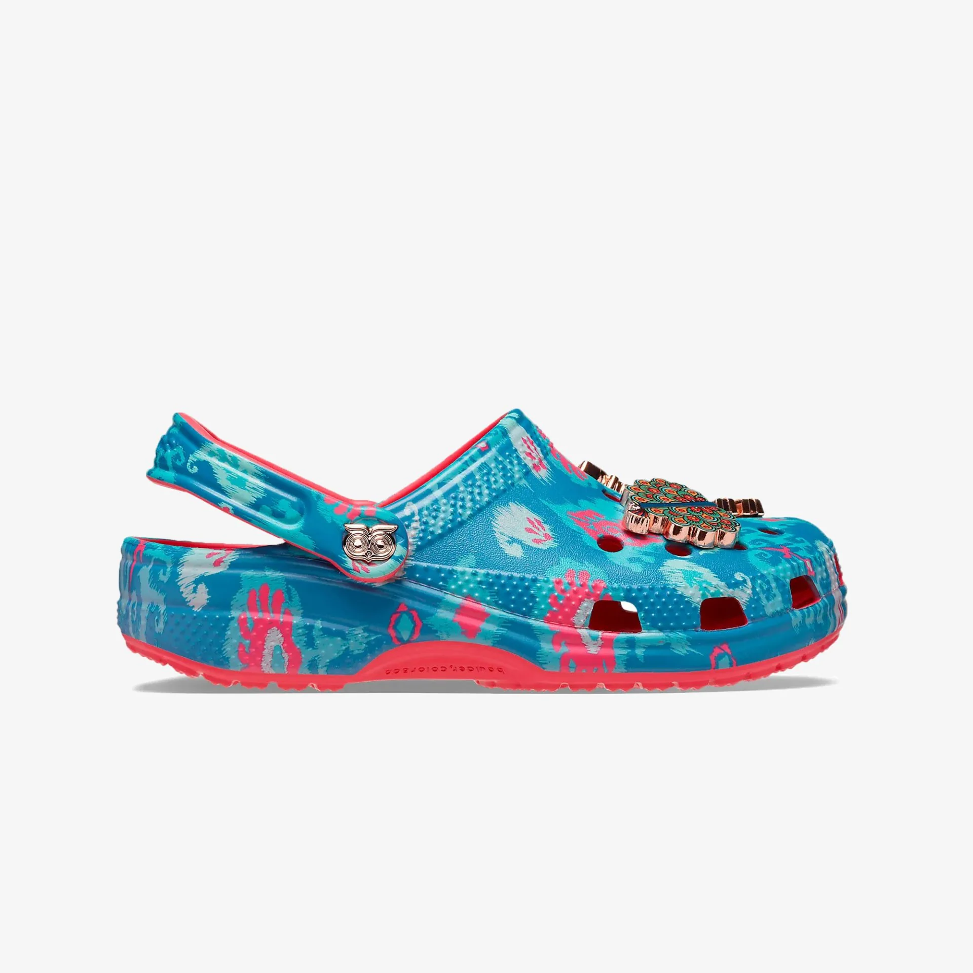 Crocs | CHUMBAK CLASSIC CLOG { BLUE / MULTI