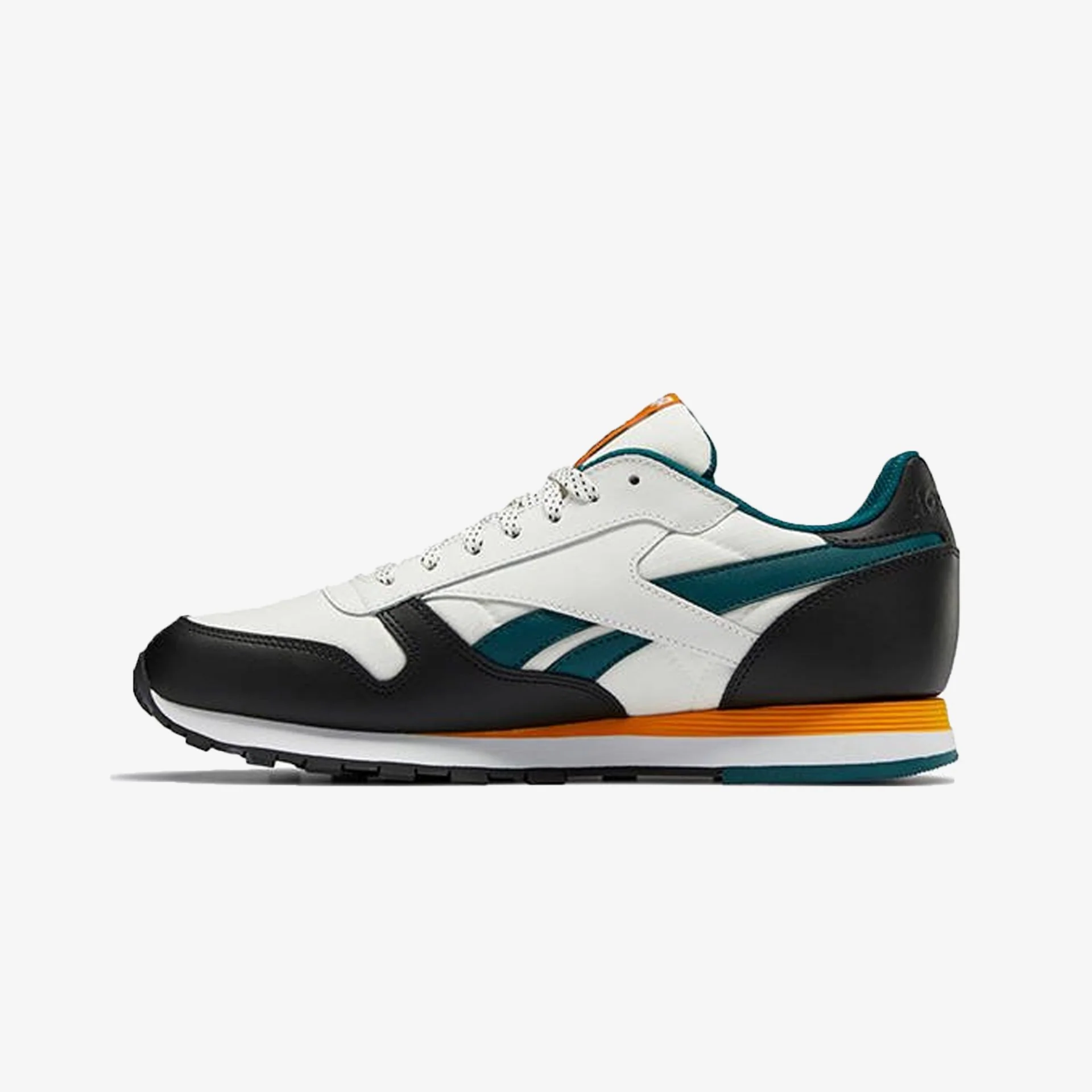 Reebok | CLASSIC LEATHER { CHALK BLACK - Image 3