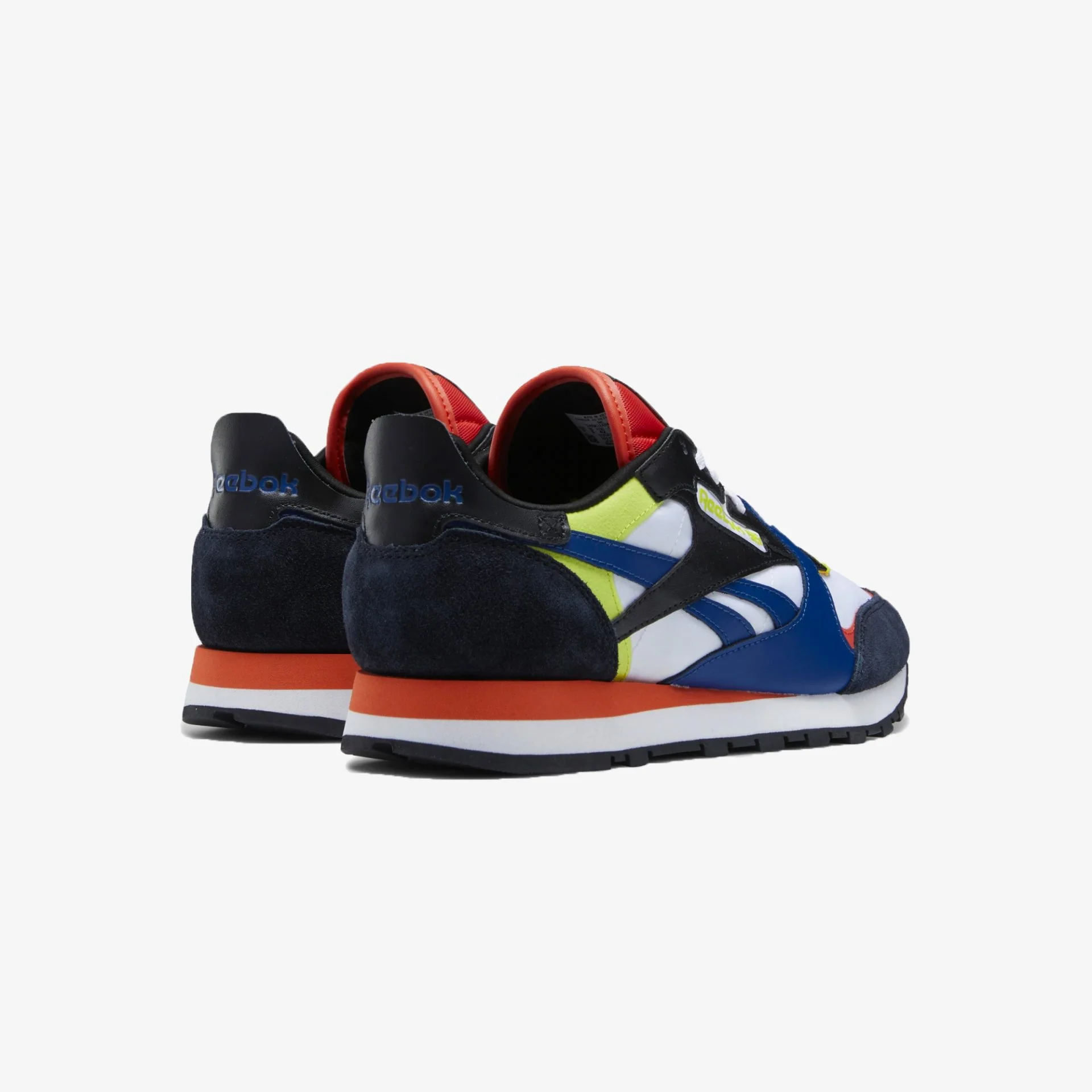 Reebok | CLASSIC LEATHER { CLOUD WHITE / CORE BLACK - Image 3