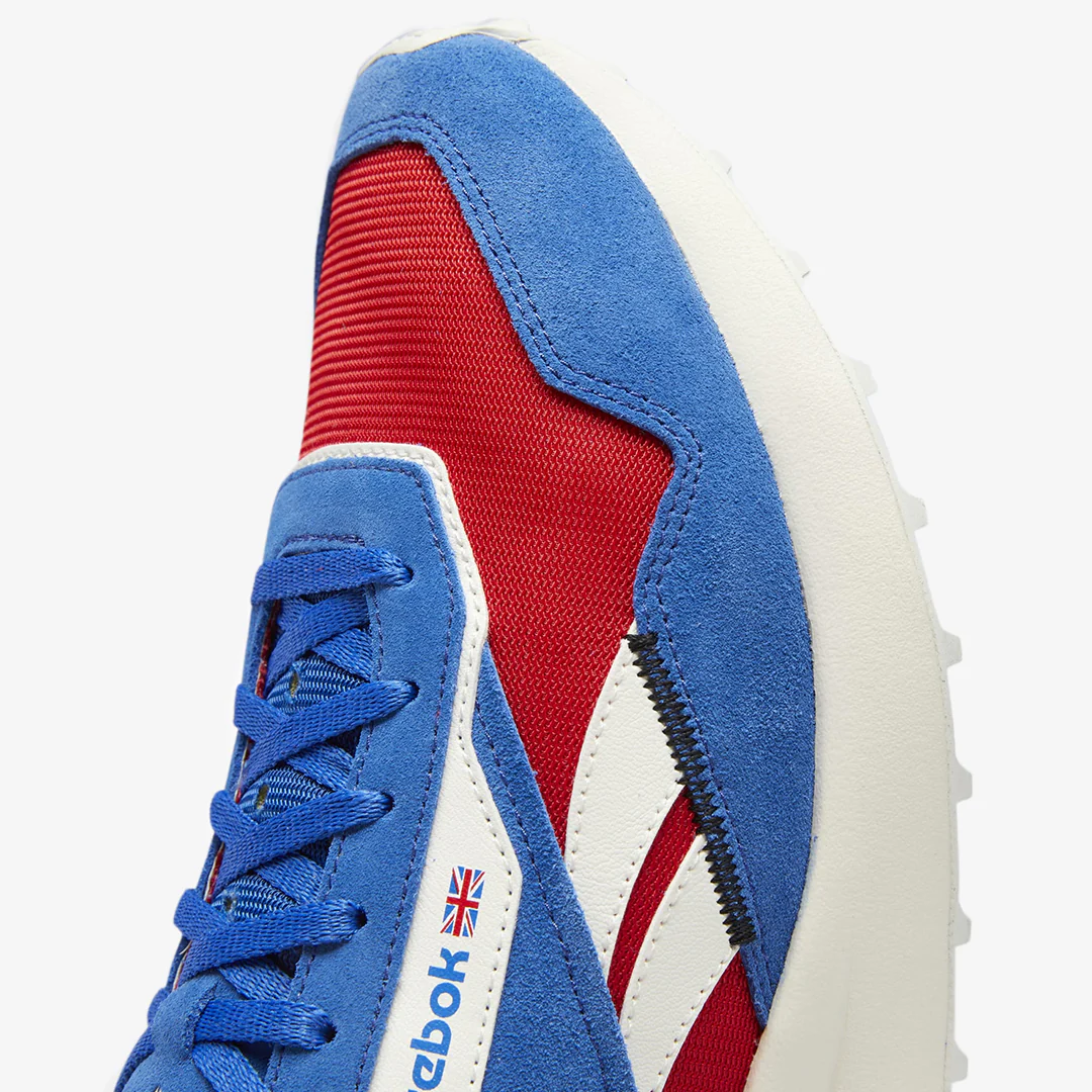 Reebok | CLASSIC LEATHER LEGACY AZ { VECTOR RED/VECTOR BLUE - Image 4