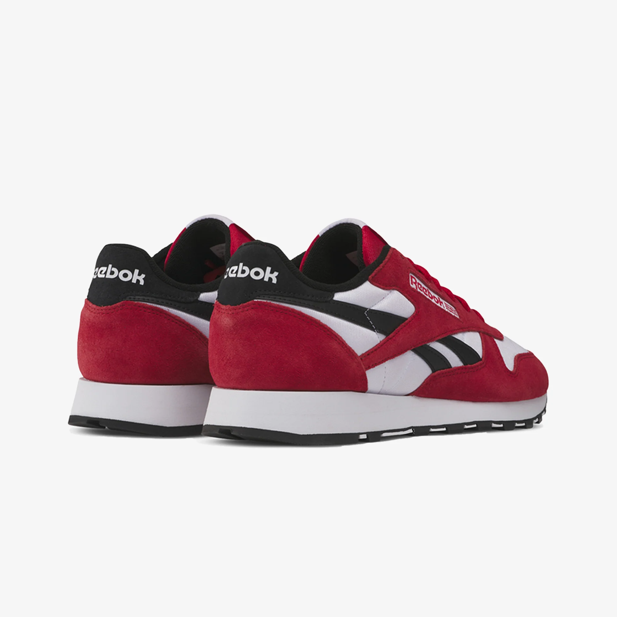 Reebok | CLASSIC LEATHER { RED/CARBON BLACK/CLOUD WHITE - Image 3