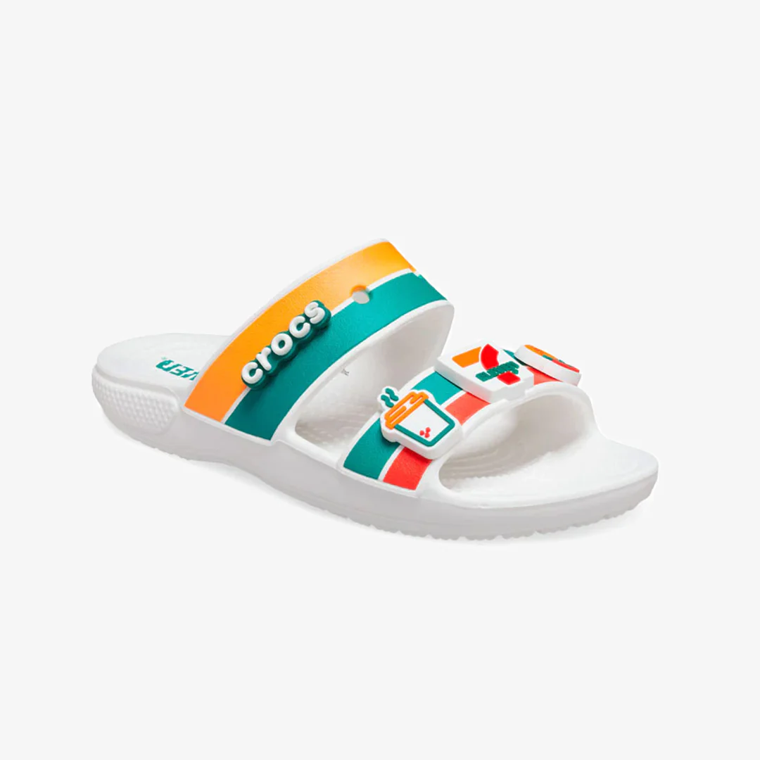 Crocs | CLASSIC SANDAL 7 -ELEVEN { WHITE - Image 2