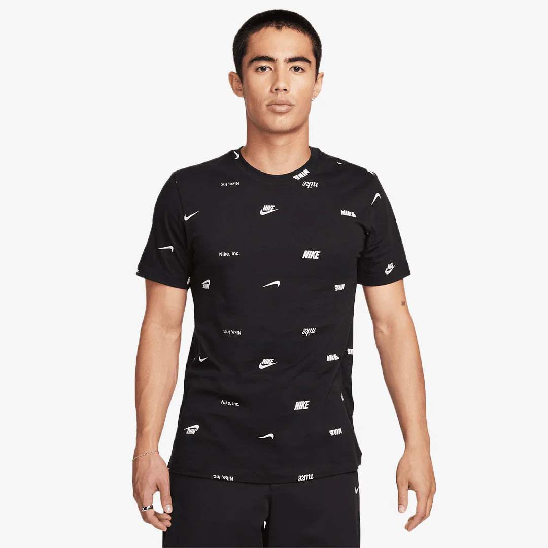 Nike | CLUB { BLACK