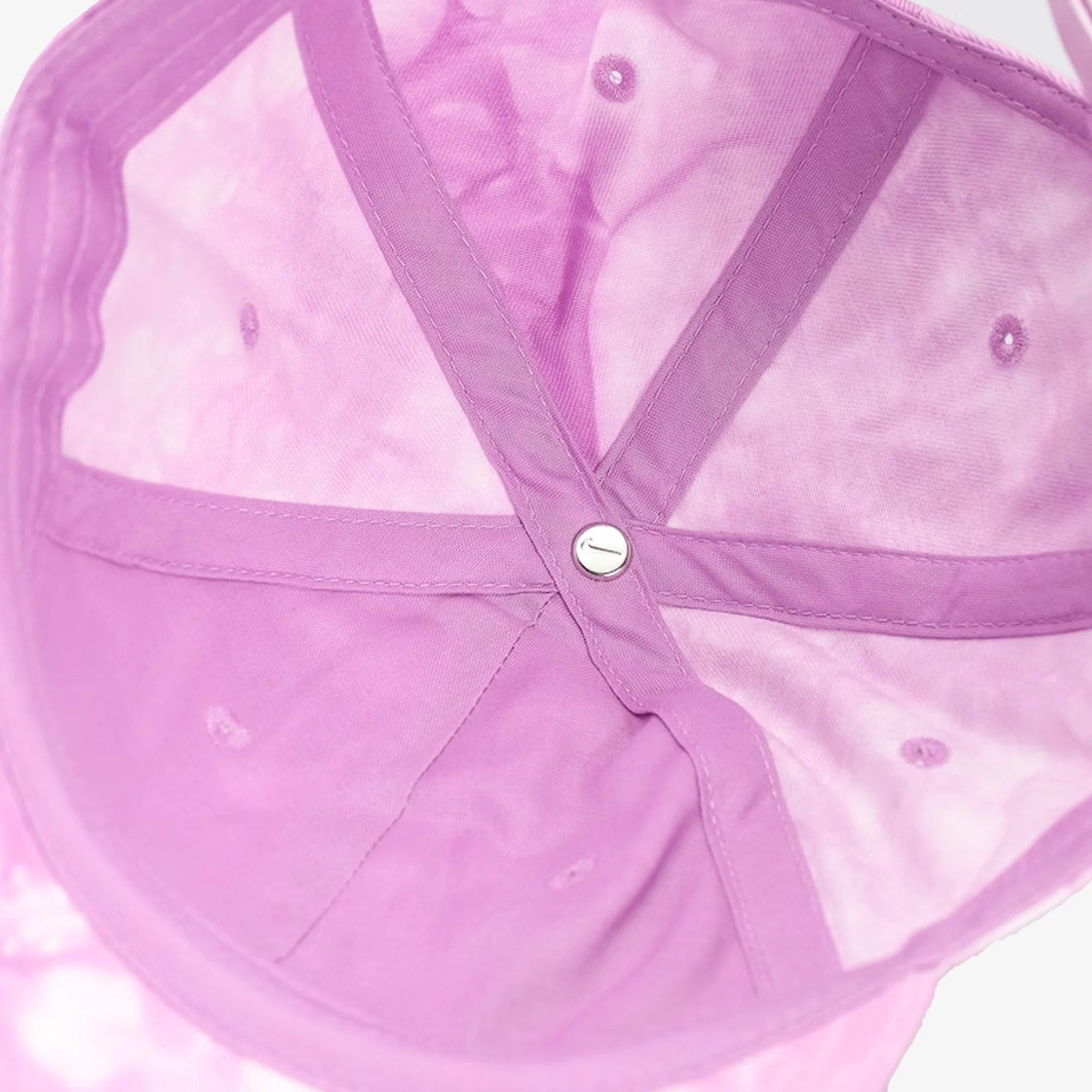 Nike | CLUB { PINK - Image 3