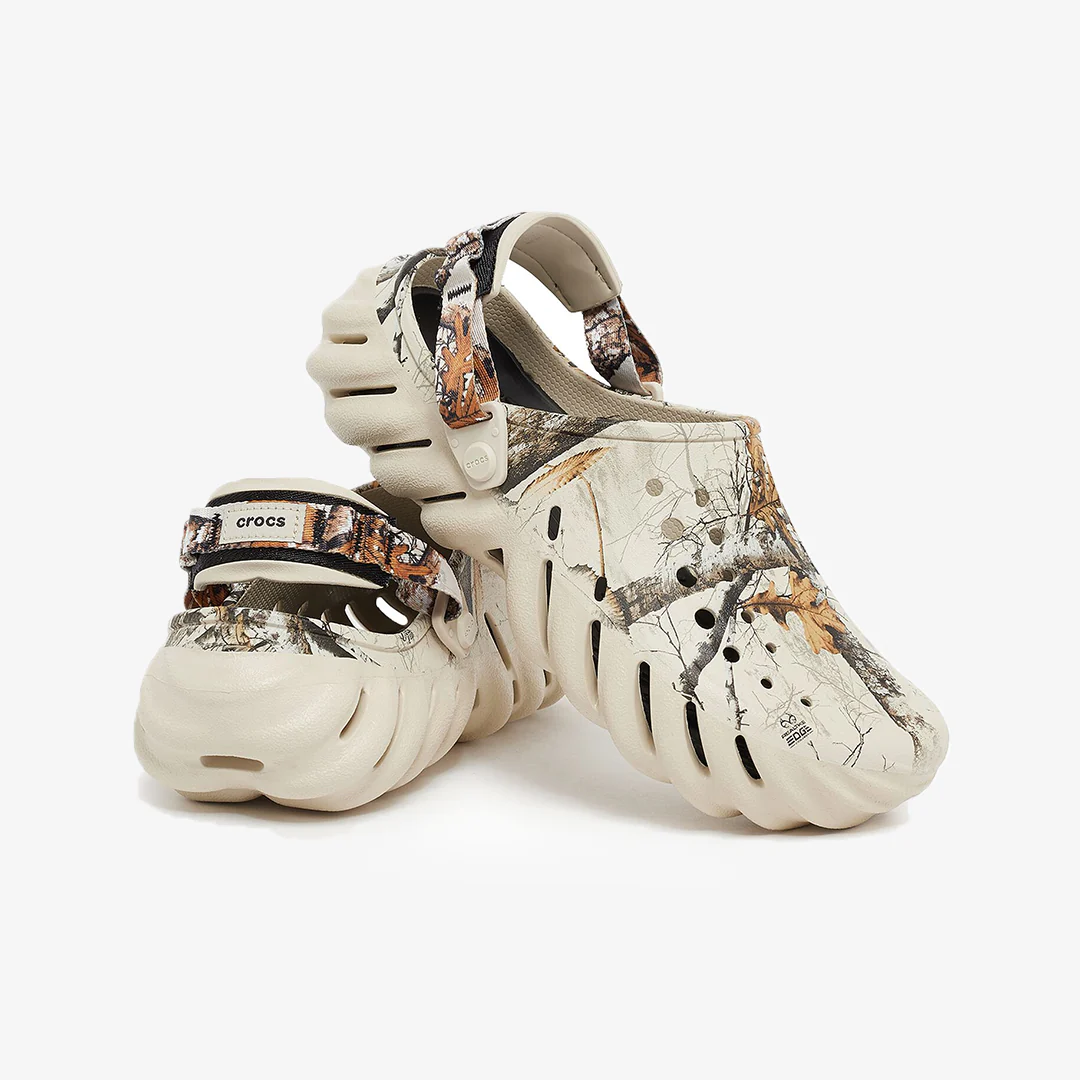 Crocs | CROCS ECHO CLOG REALTREE EDGE { BEIGE - Image 3