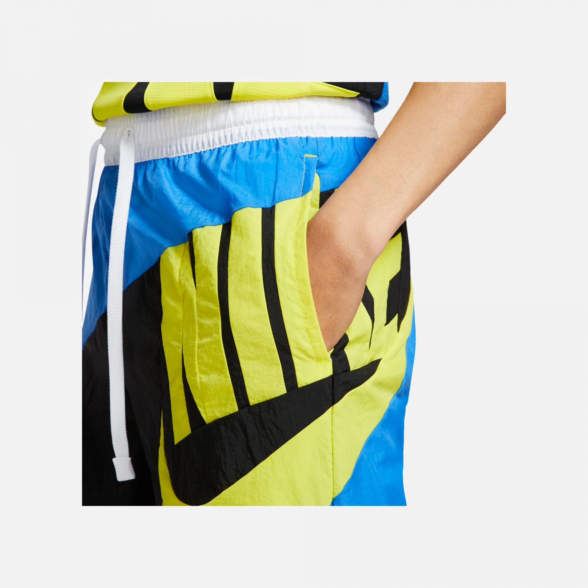 Nike | DRI-FIT THROWBACK FUTURA BASKETBALL SHORTS - Image 2
