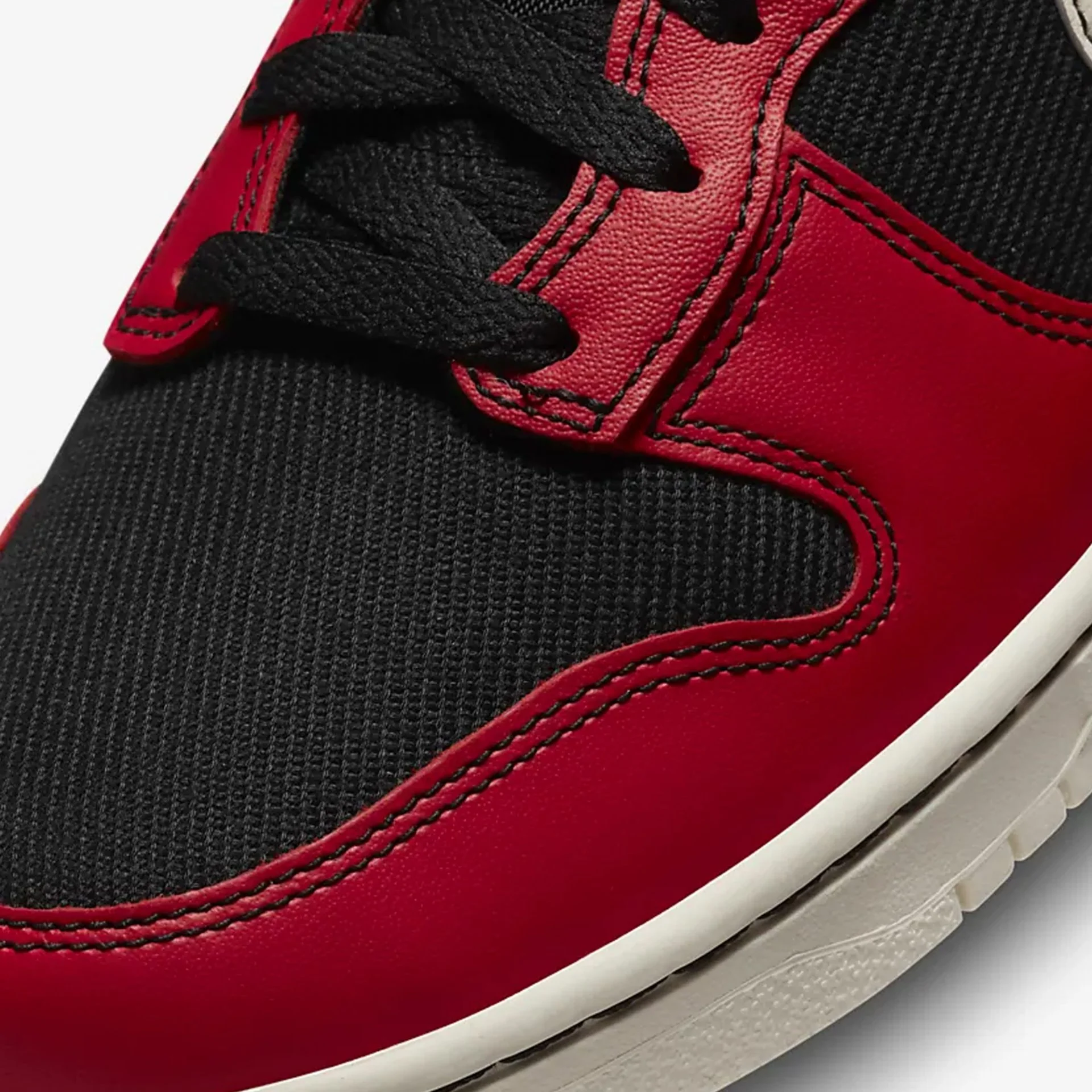 Nike | DUNK HIGH RETRO SE { RED/BLACK - Image 4