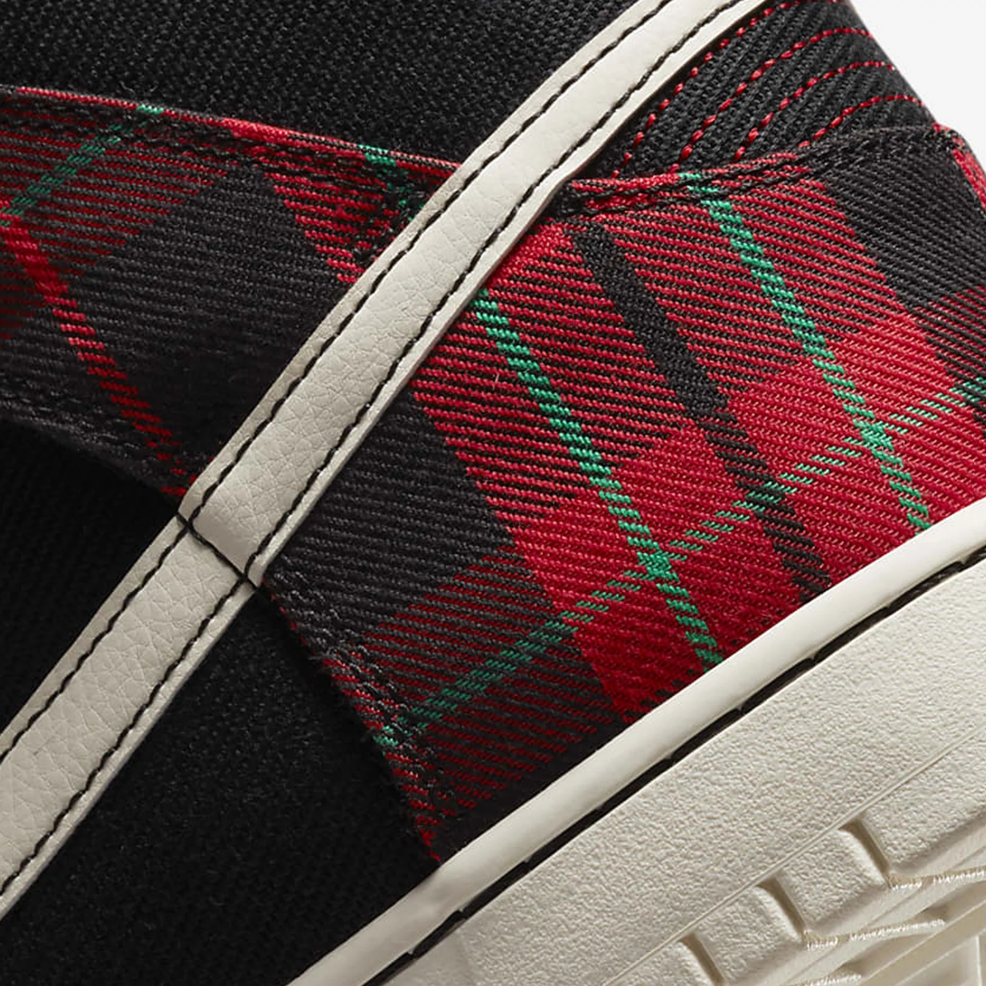 Nike | DUNK HIGH RETRO SE { RED/BLACK - Image 5