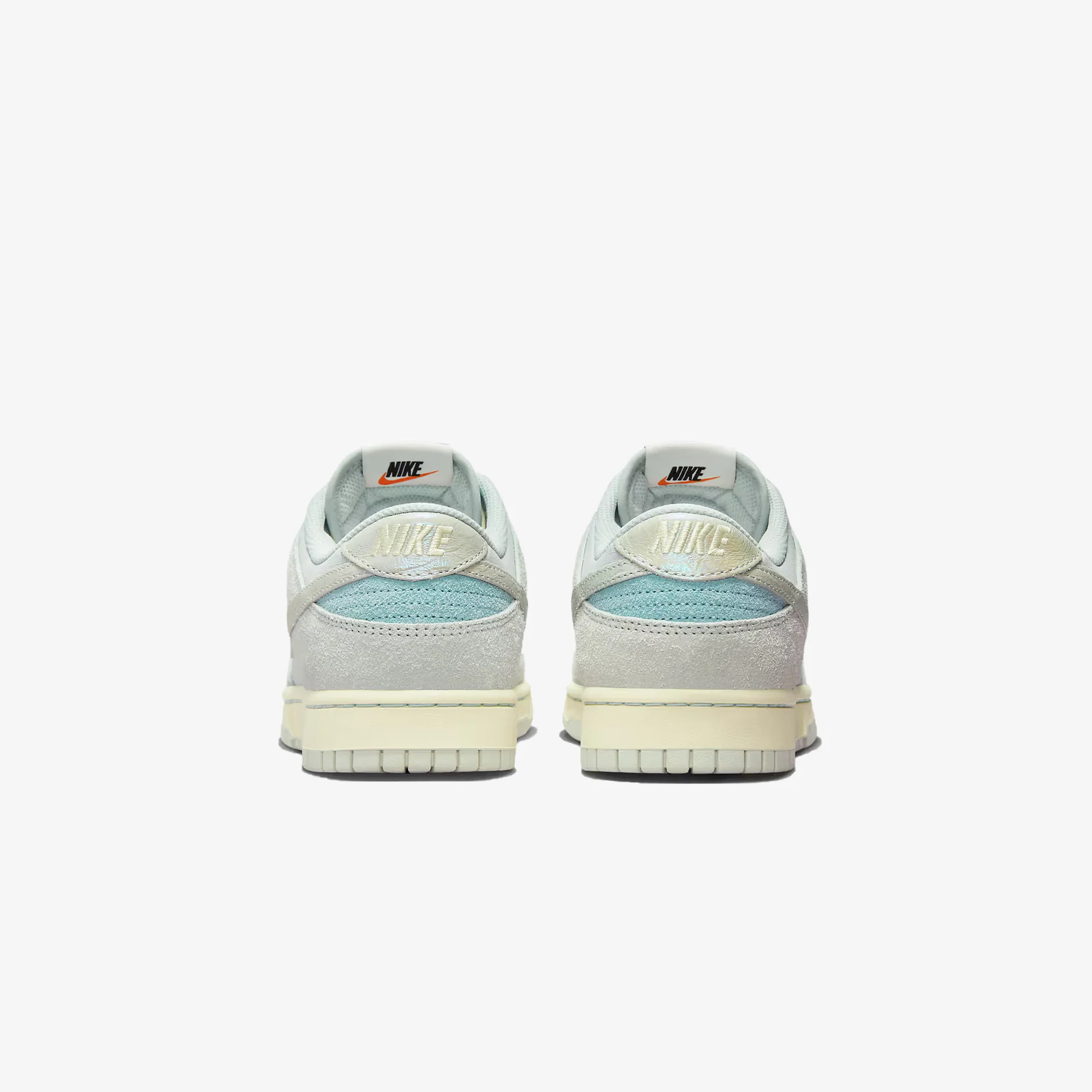 Nike | DUNK LOW { LIGHT SILVER/OCEAN BLISS - Image 3