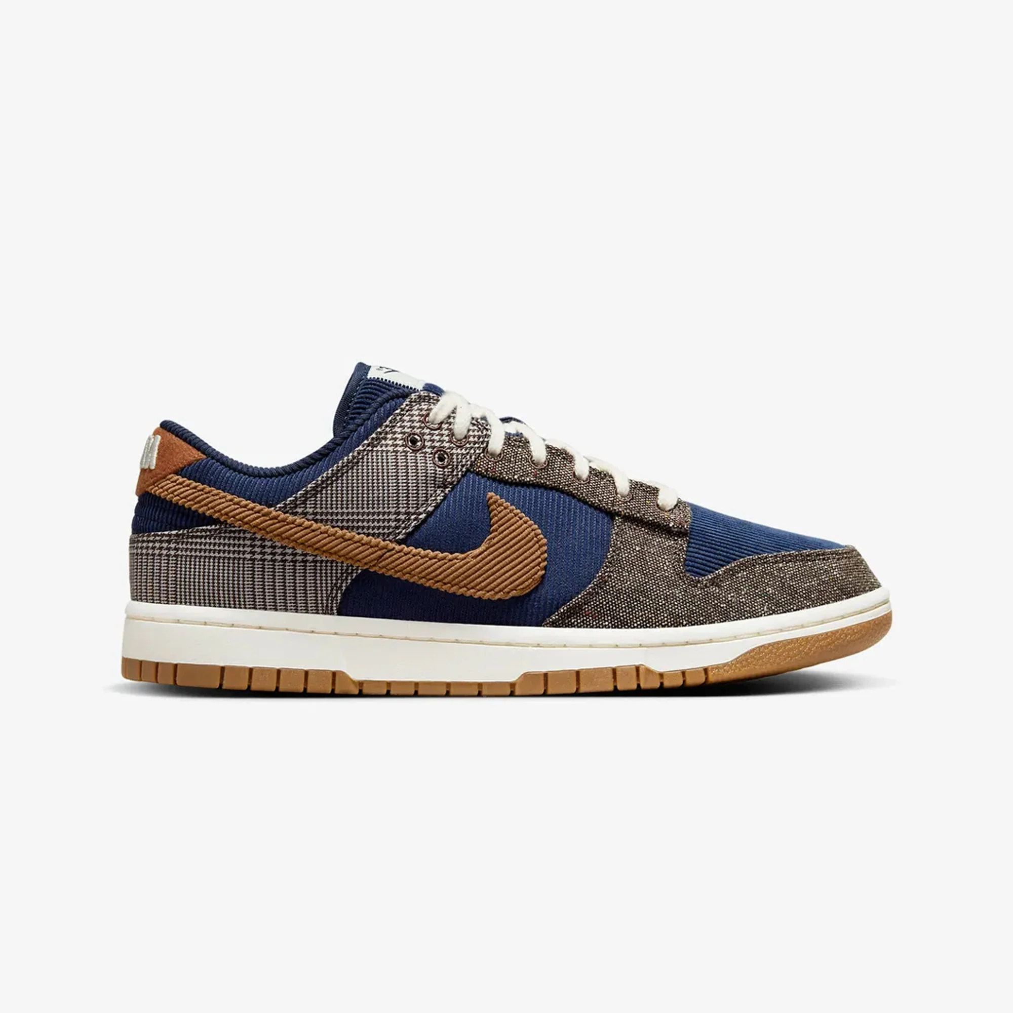 Nike | DUNK LOW PREMIUM { MIDNIGHT NAVY/ALE BROWN-PALE IVORY