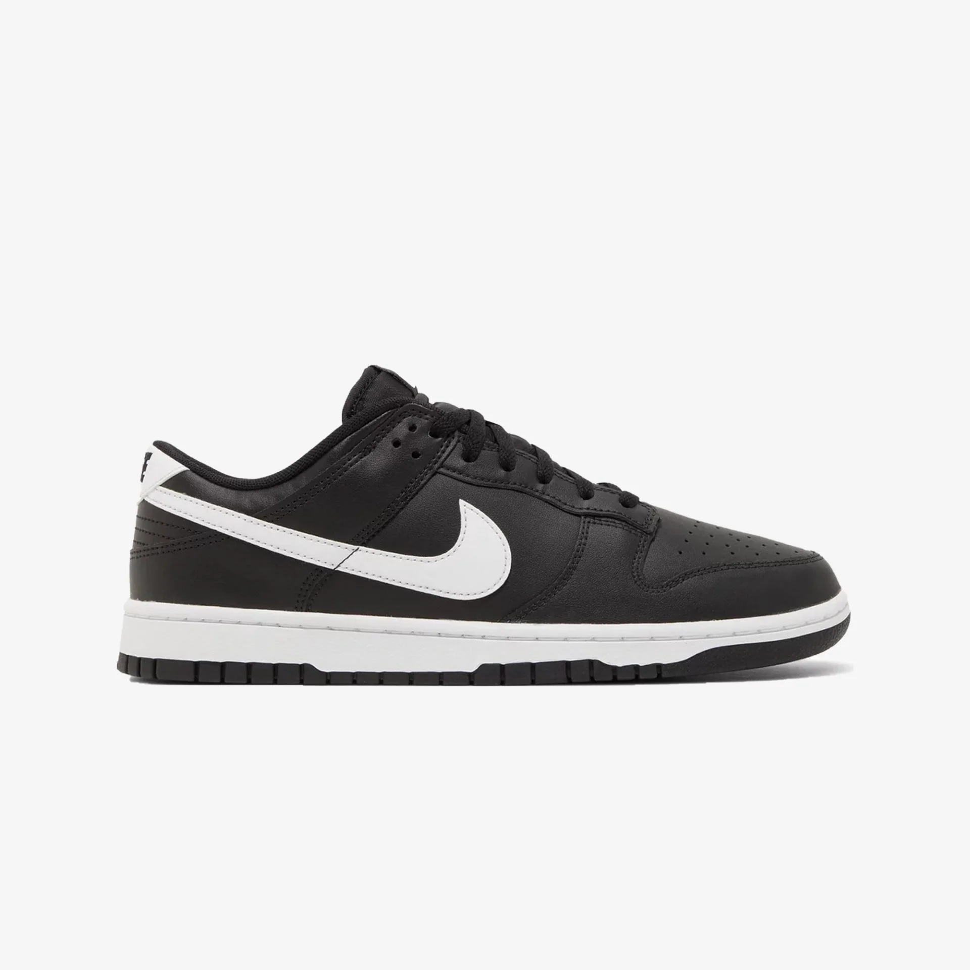 Nike | DUNK LOW RETRO { BLACK