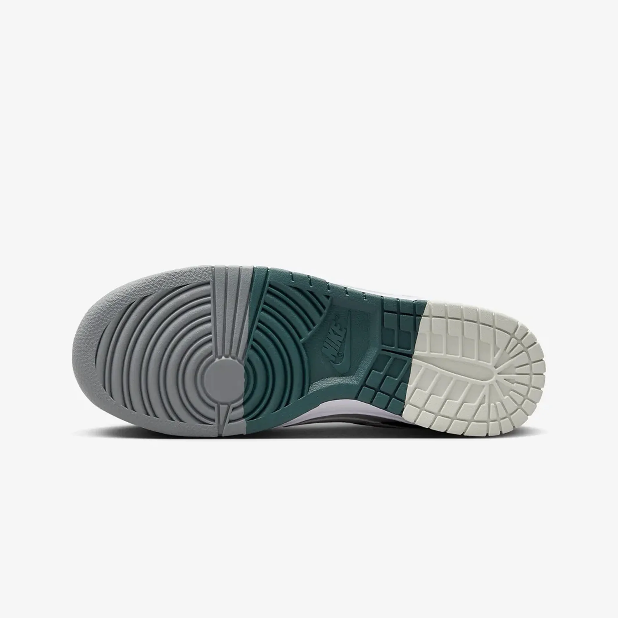 Nike | DUNK LOW RETRO PREMIUM { DEEP JUNGLE/WHITE-LIGHT SILVER - Image 6