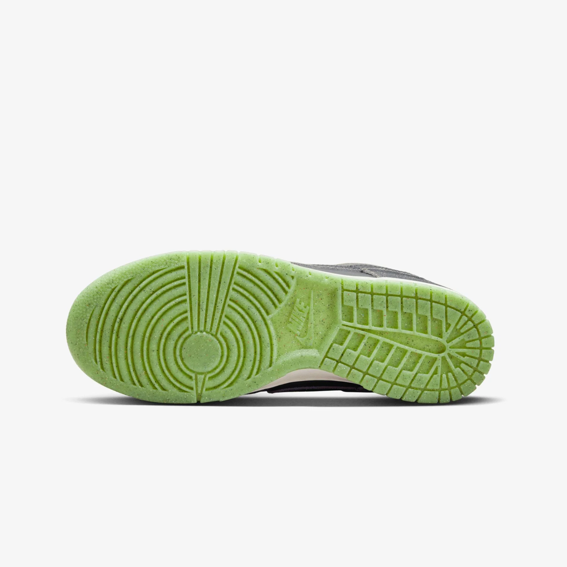 Nike | DUNK LOW RETRO PREMIUM  { SCREAM GREEN - Image 6
