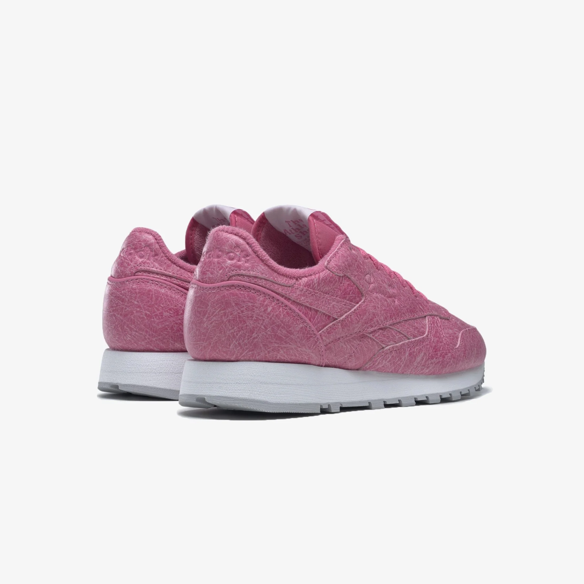 Reebok | EAMES CLASSIC LEATHER { ASTRO PINK - Image 3