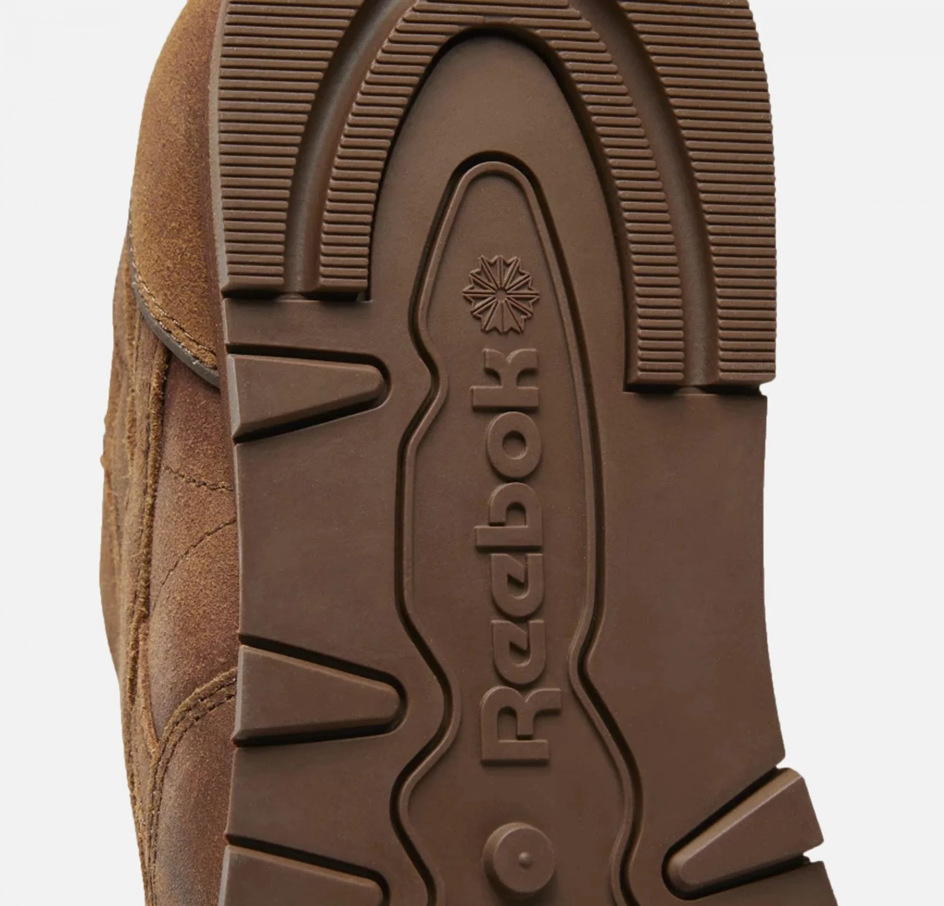 Reebok | EAMES CLASSIC LEATHER { DARK BROWN - Image 4