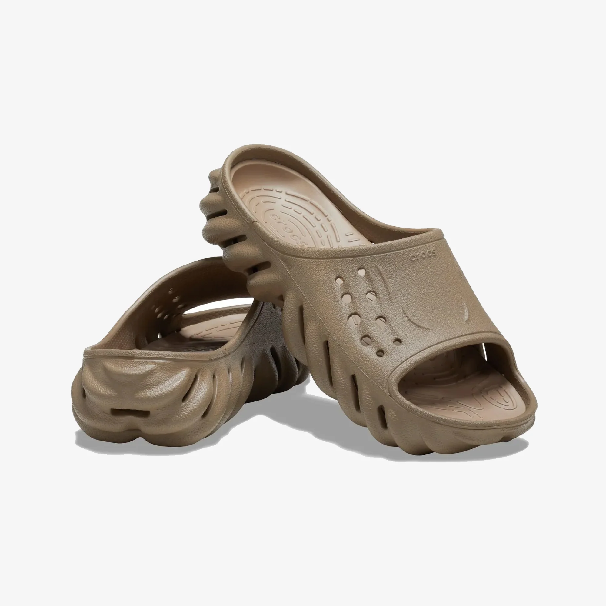 Crocs | ECHO SLIDE { BROWN - Image 2