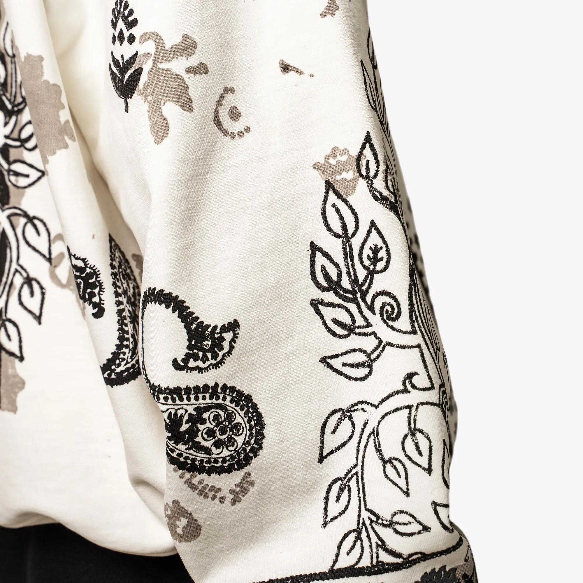 F A R A K | RAANJHA BLOCKPRINTED SWEATSHIRT { WHITE - Image 3