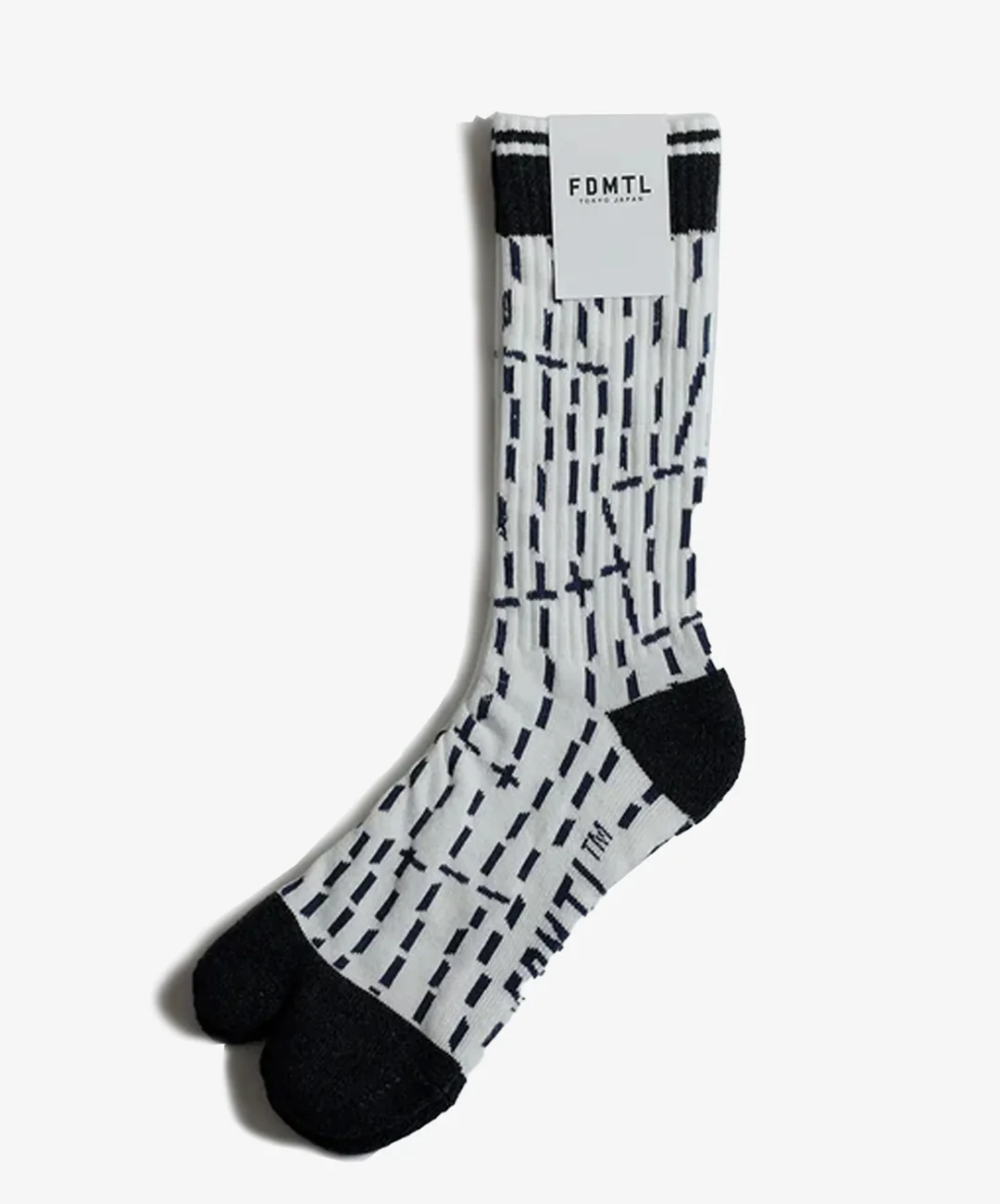 FDMTL | TABI SOCKS { WHITE