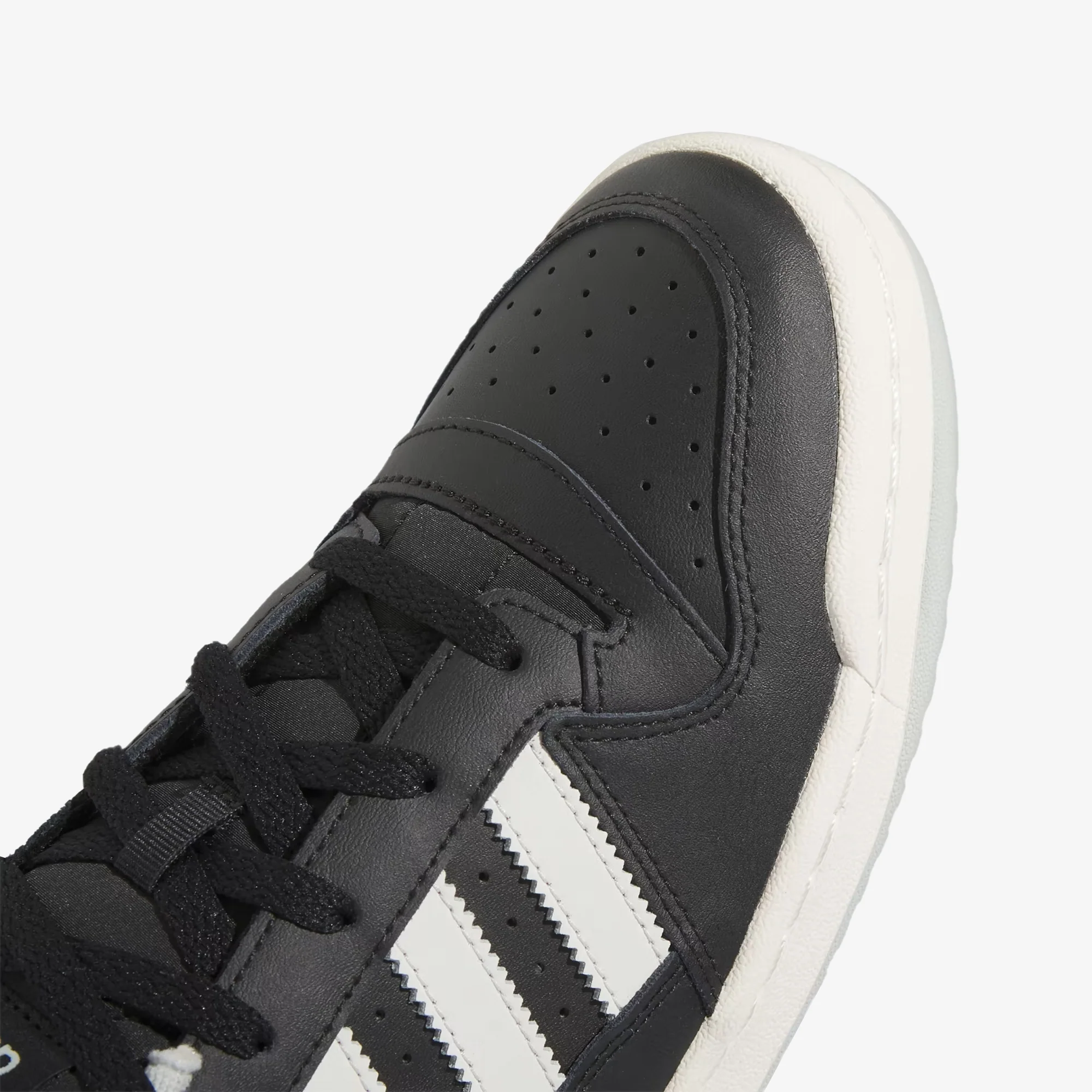 Adidas Originals | FORUM LOW { CORE BLACK/GREY/SILVER - Image 4