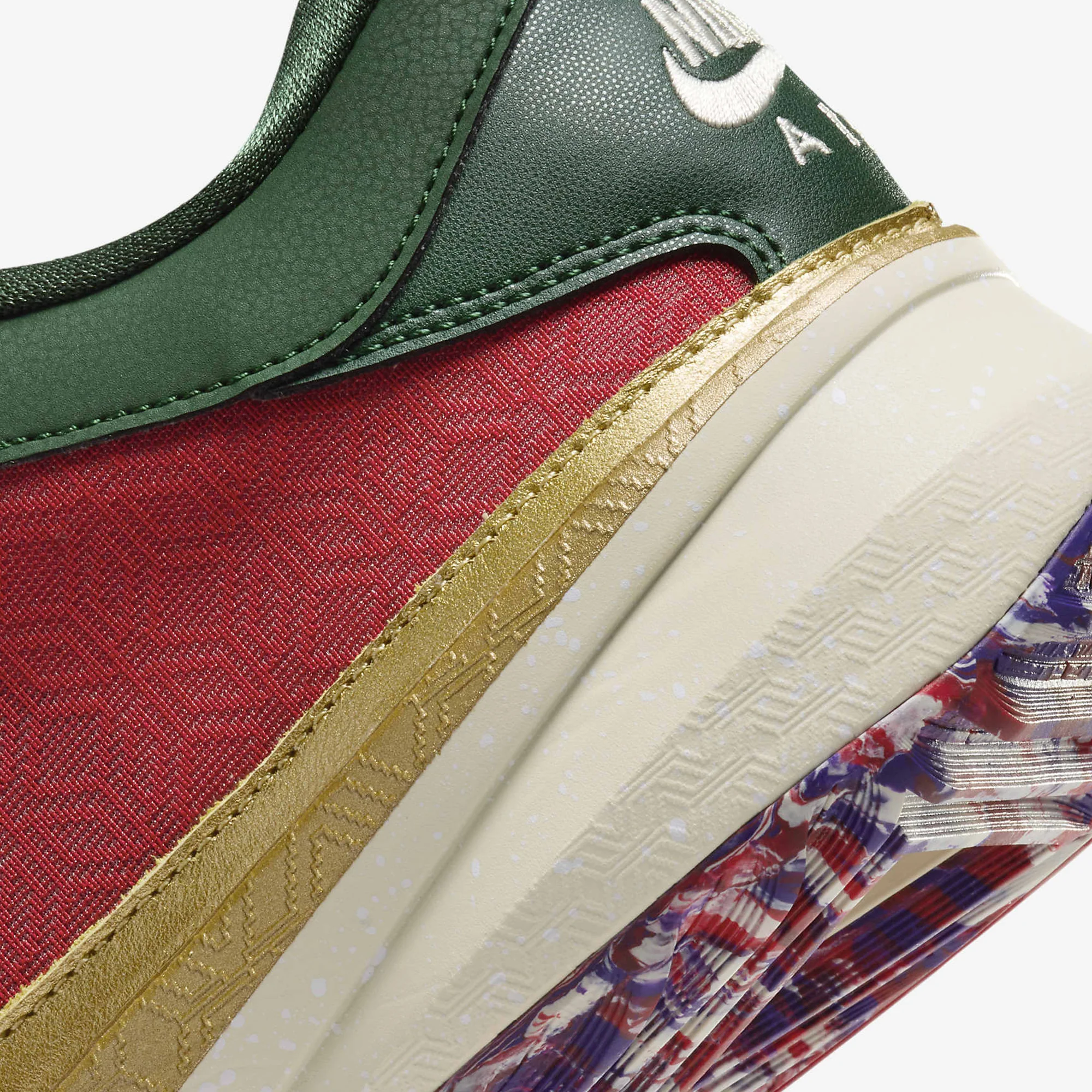 Nike | FREAK 5 EP { GYM RED/METALLIC GOLD-FIR-COURT PURPLE - Image 5