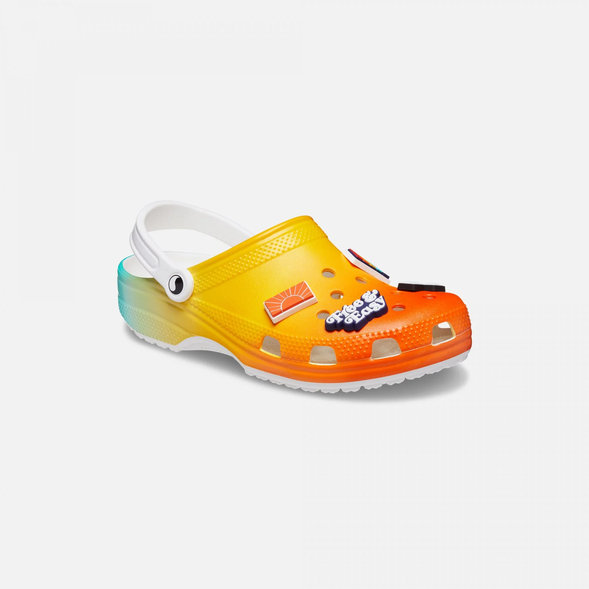 Crocs | FREE & EASY CLASSIC CLOG - Image 2