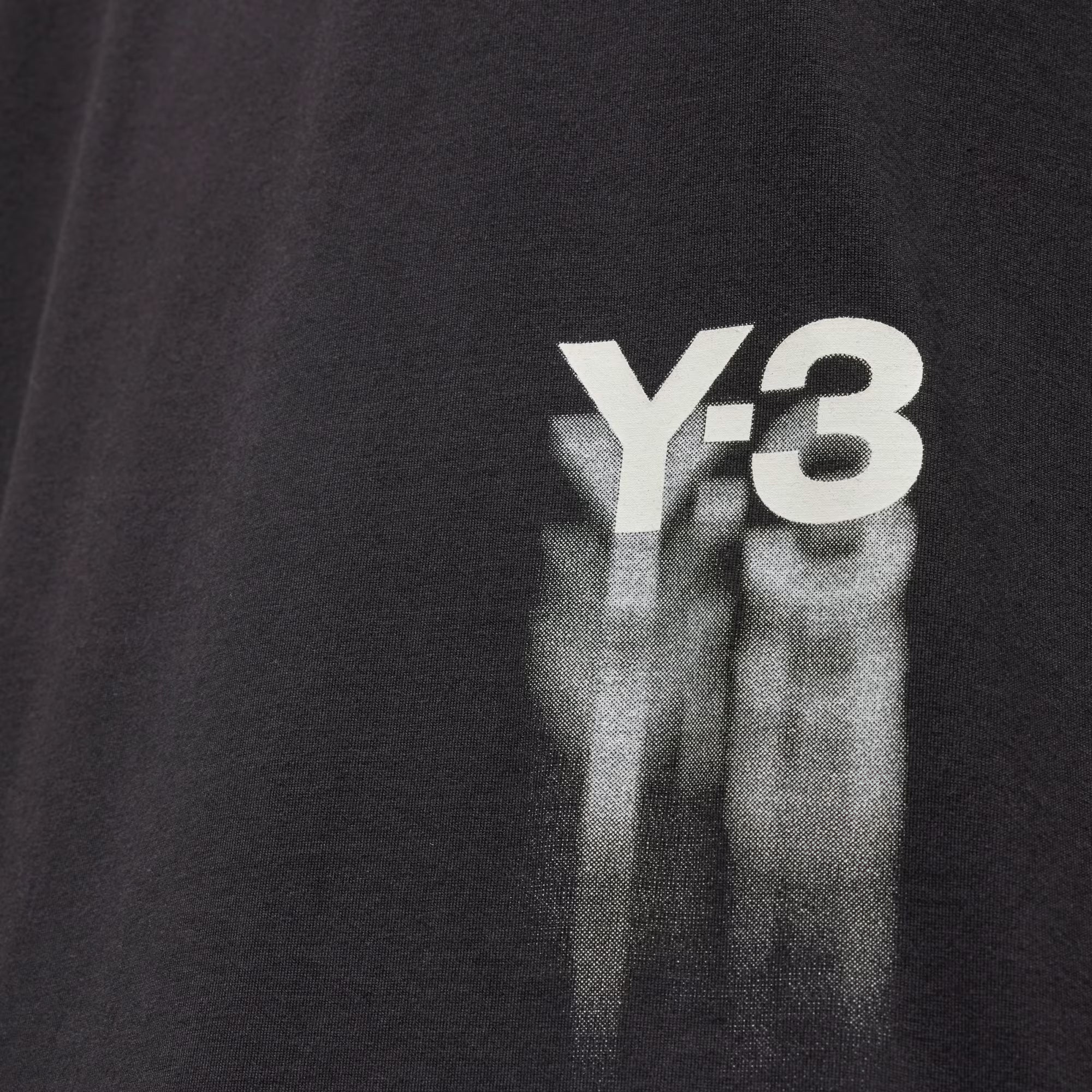 Y-3 | GRAPHIC SHORT SLEEVE TEE { BLACK - Image 6