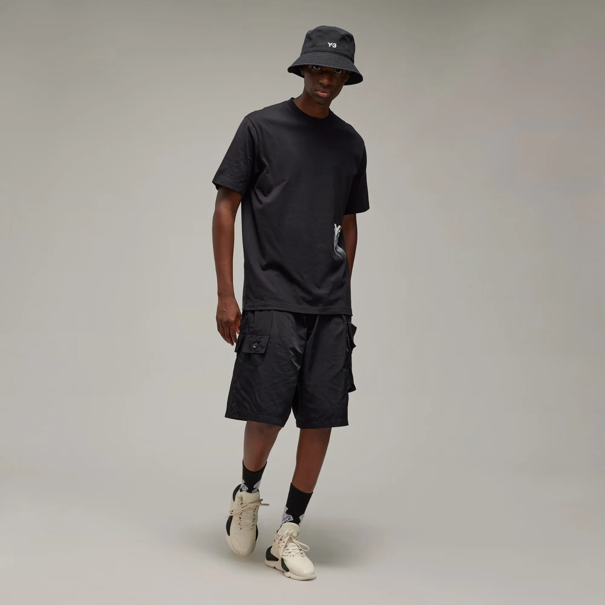 Y-3 | GRAPHIC SHORT SLEEVE TEE { BLACK - Image 8