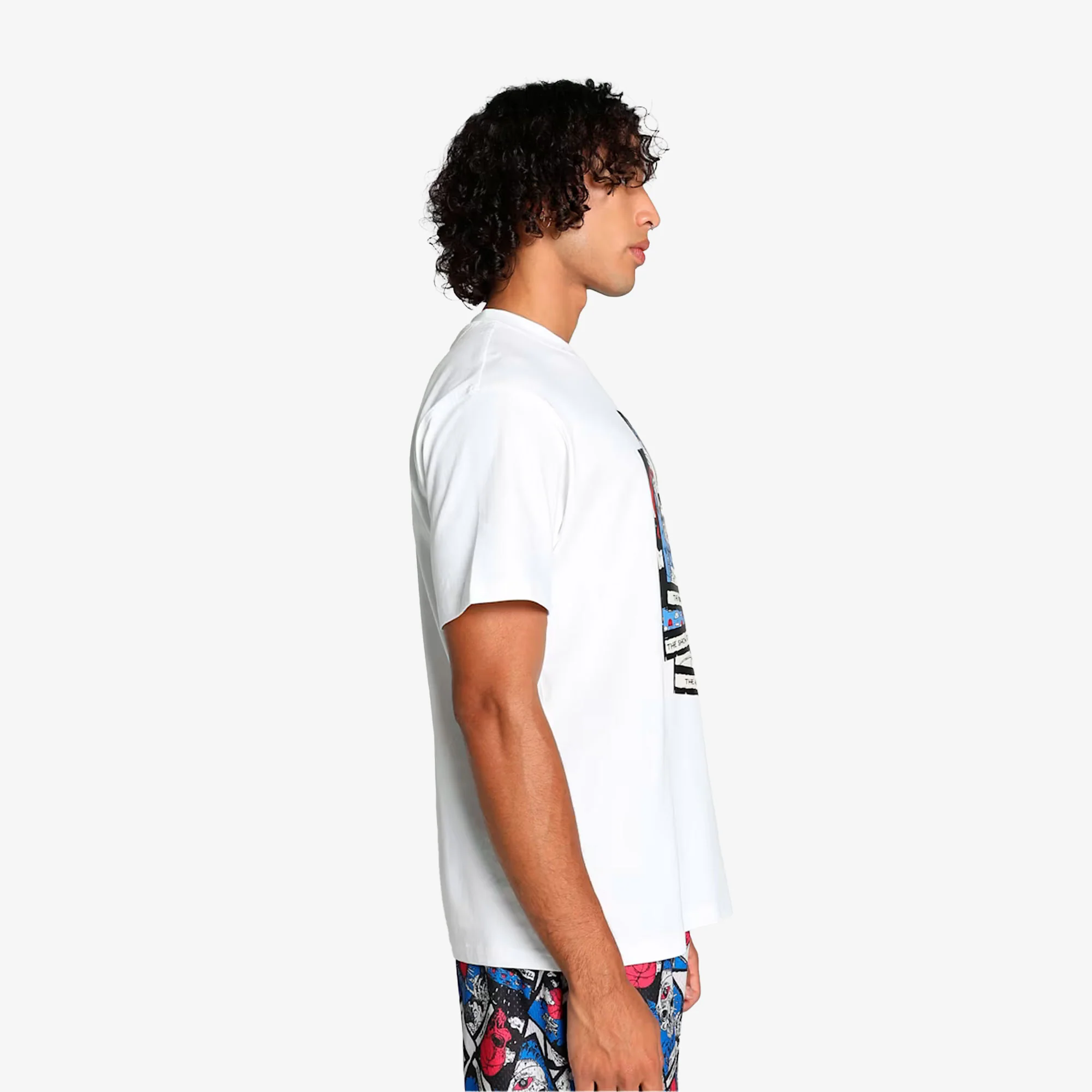 Puma | HOOPS DECK BASKETBALL T-SHIRT  { WHITE - Image 3
