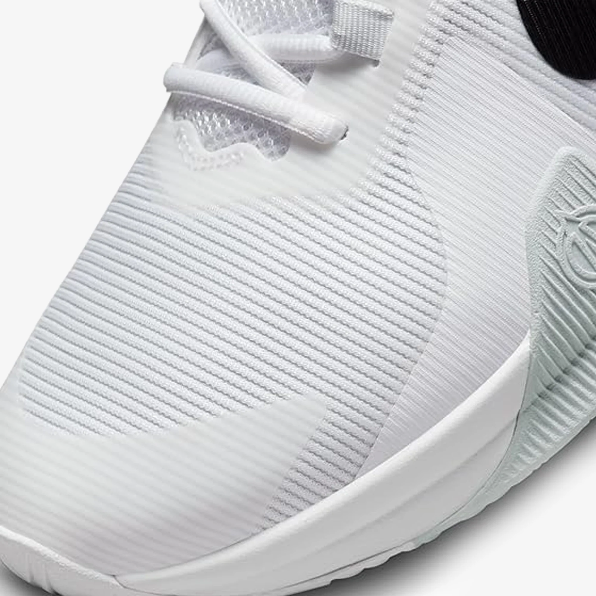 Nike | IMPACT 4 { WHITE/BLACK-PURE PLATINUM - Image 4