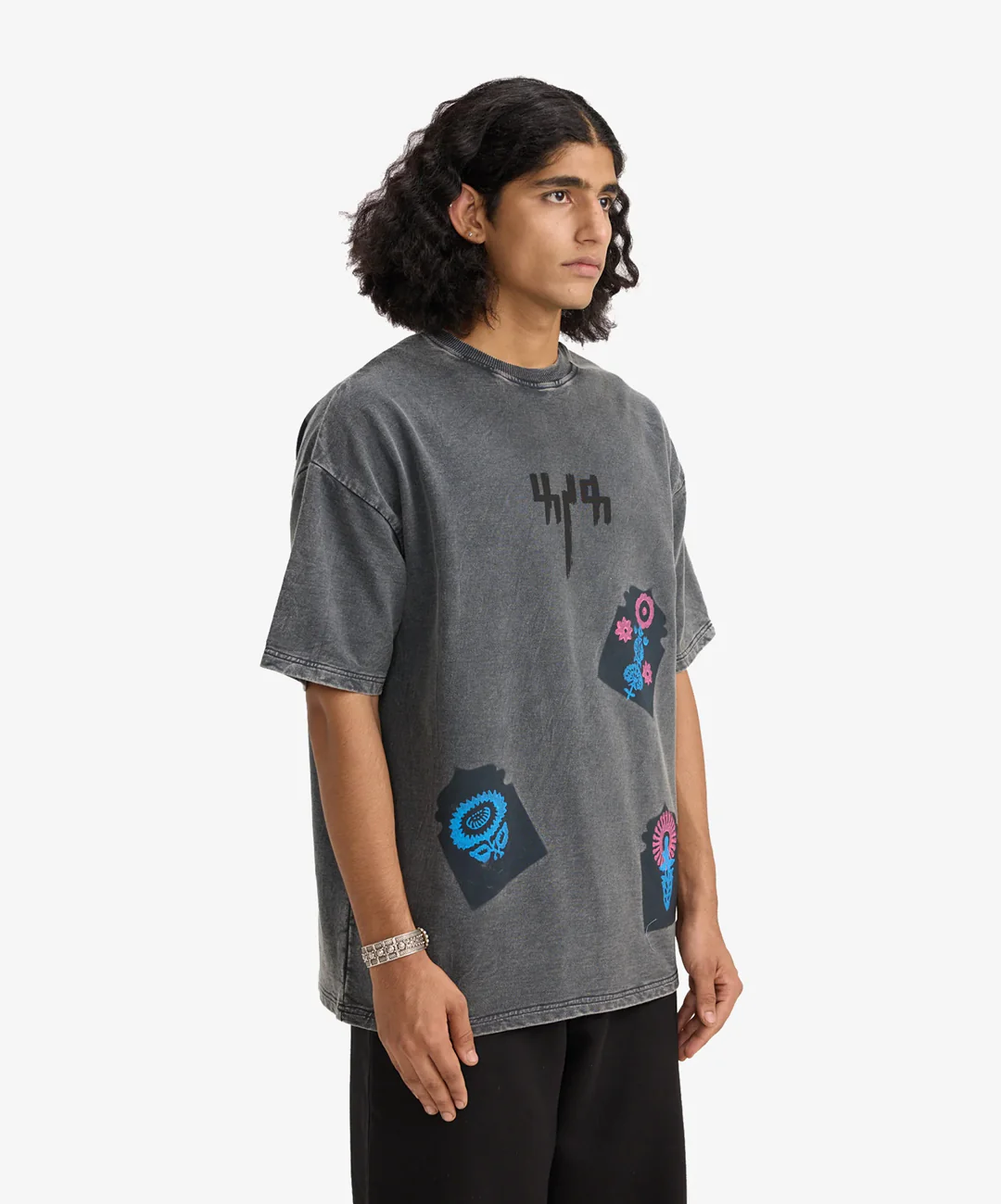 F A R A K | JAROKHA BLOCK PRINT T-SHIRT { GREY/GREY - Image 2