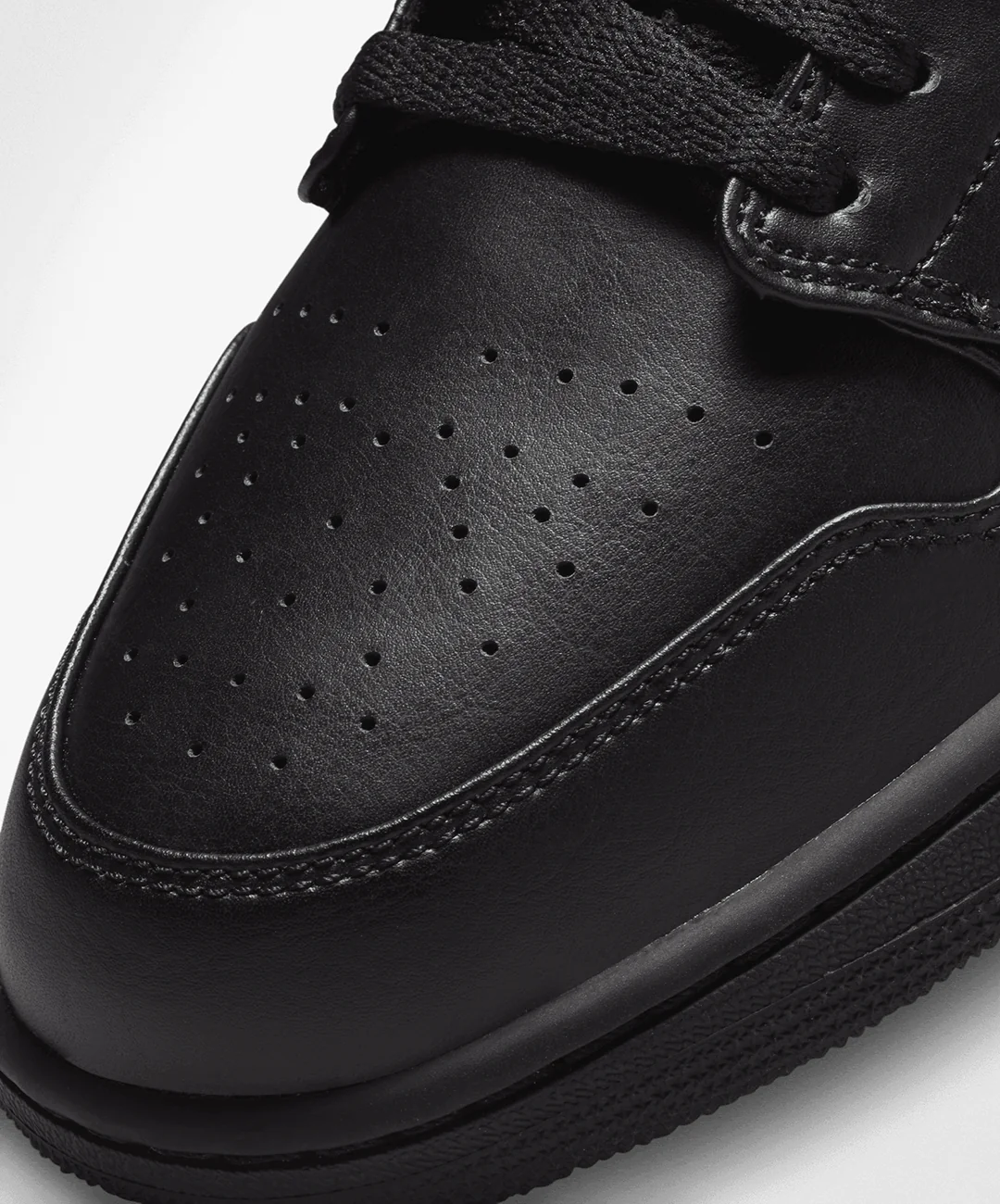 JORDAN | AIR JORDAN 1 LOW { BLACK/BLACK-BLACK - Image 5