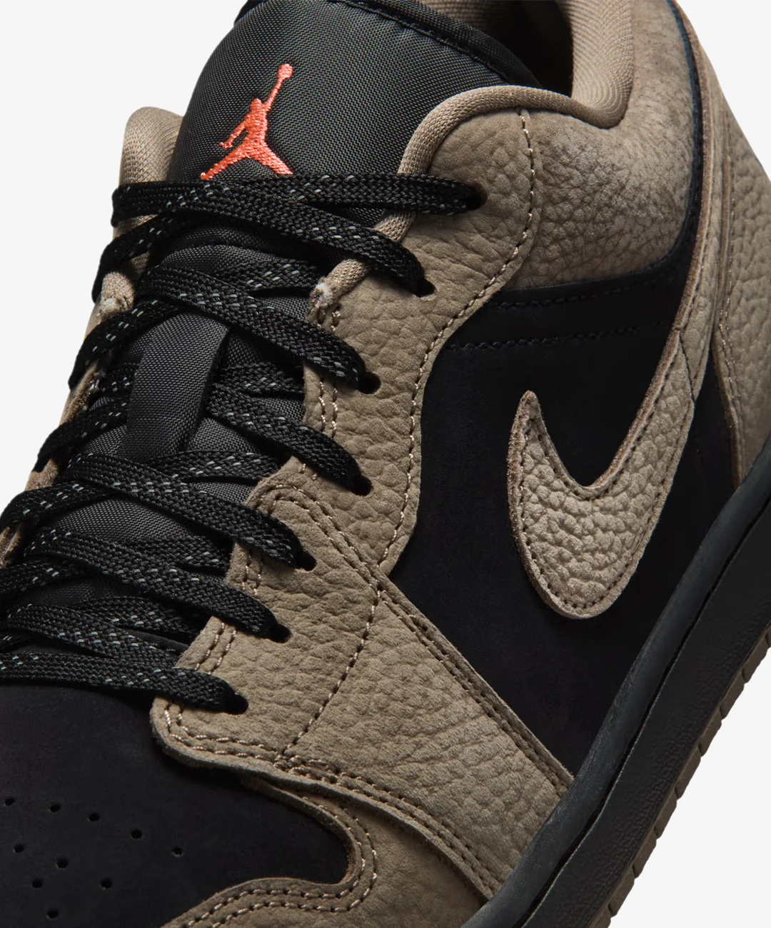 JORDAN | AIR JORDAN 1 LOW { BLACK/OLIVE GREY-LT WILD MANGO - Image 5