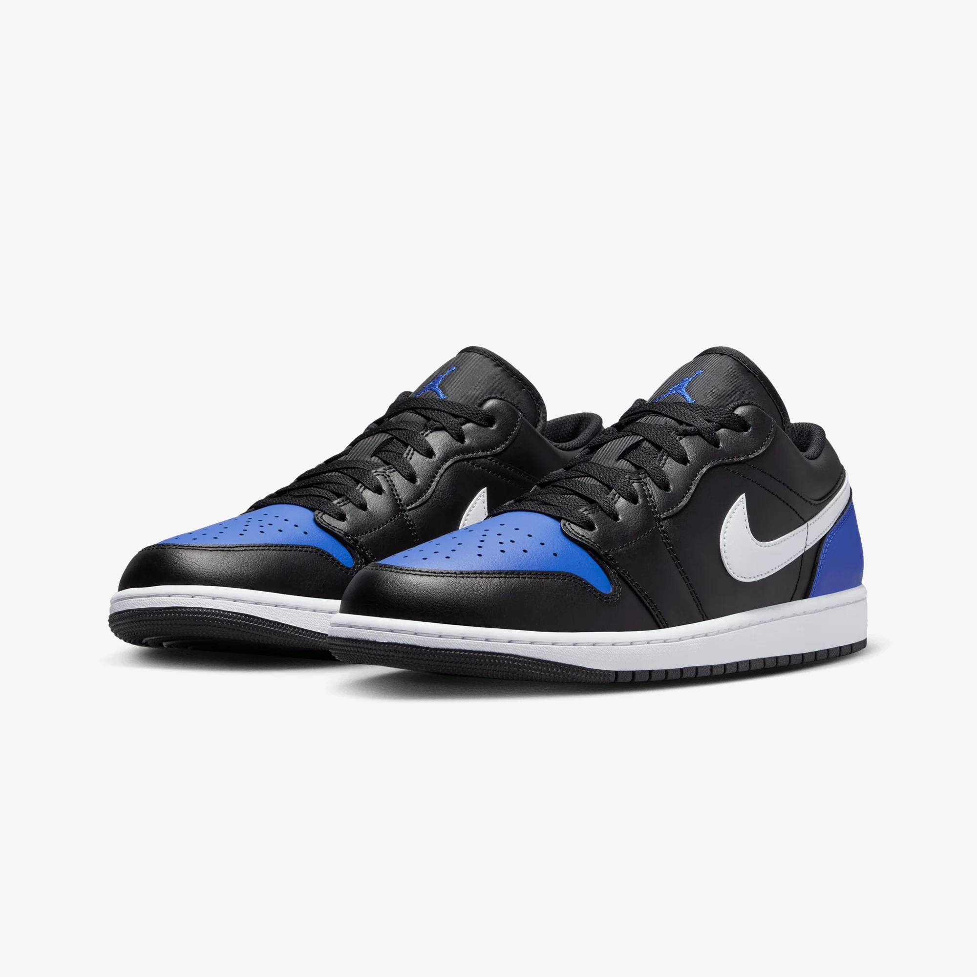 JORDAN | AIR JORDAN 1 LOW { BLACK/WHITE-GAME ROYAL - Image 3