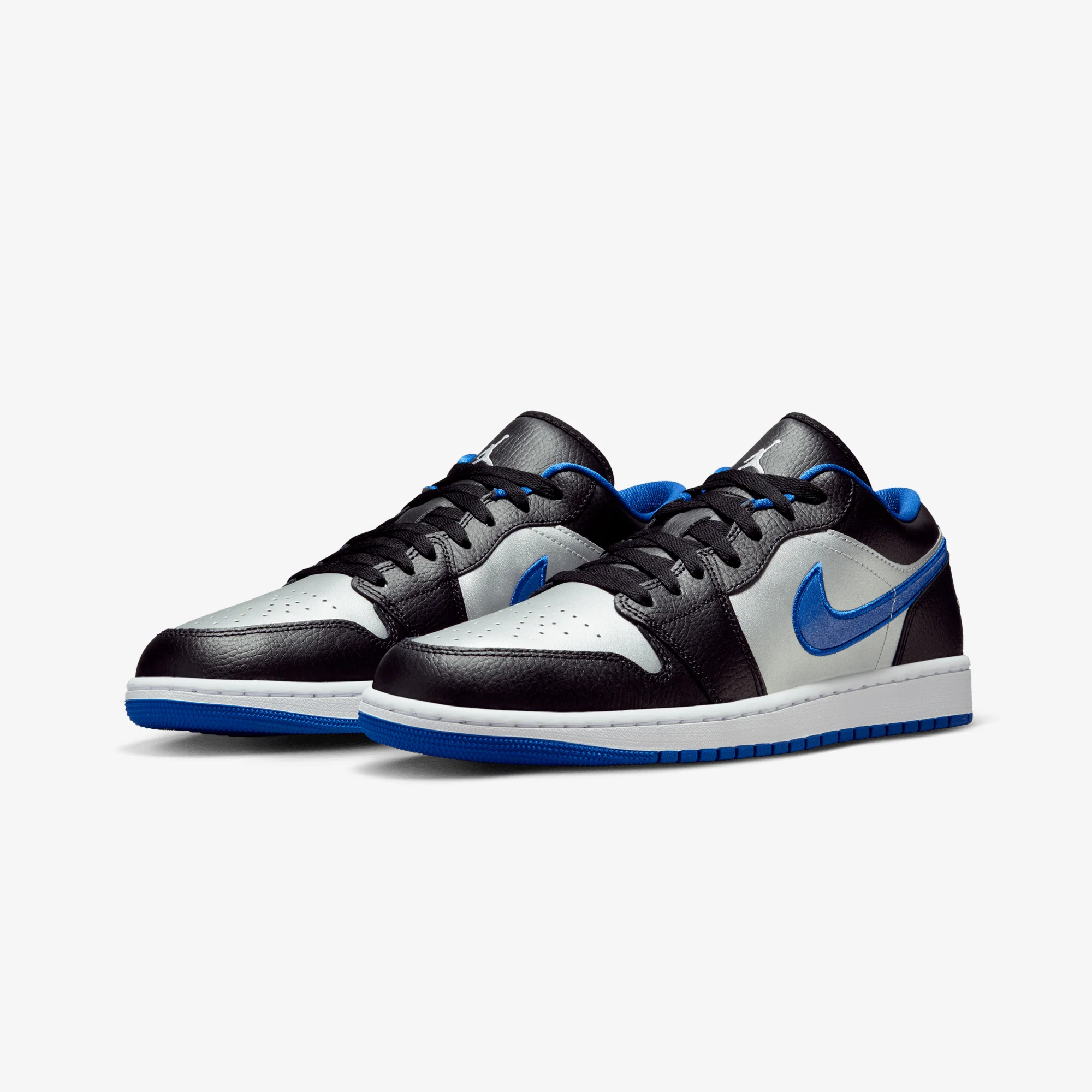 JORDAN | AIR JORDAN 1 LOW { BLACK/WHITE-GAME ROYAL-MTLC PLATINUM - Image 3