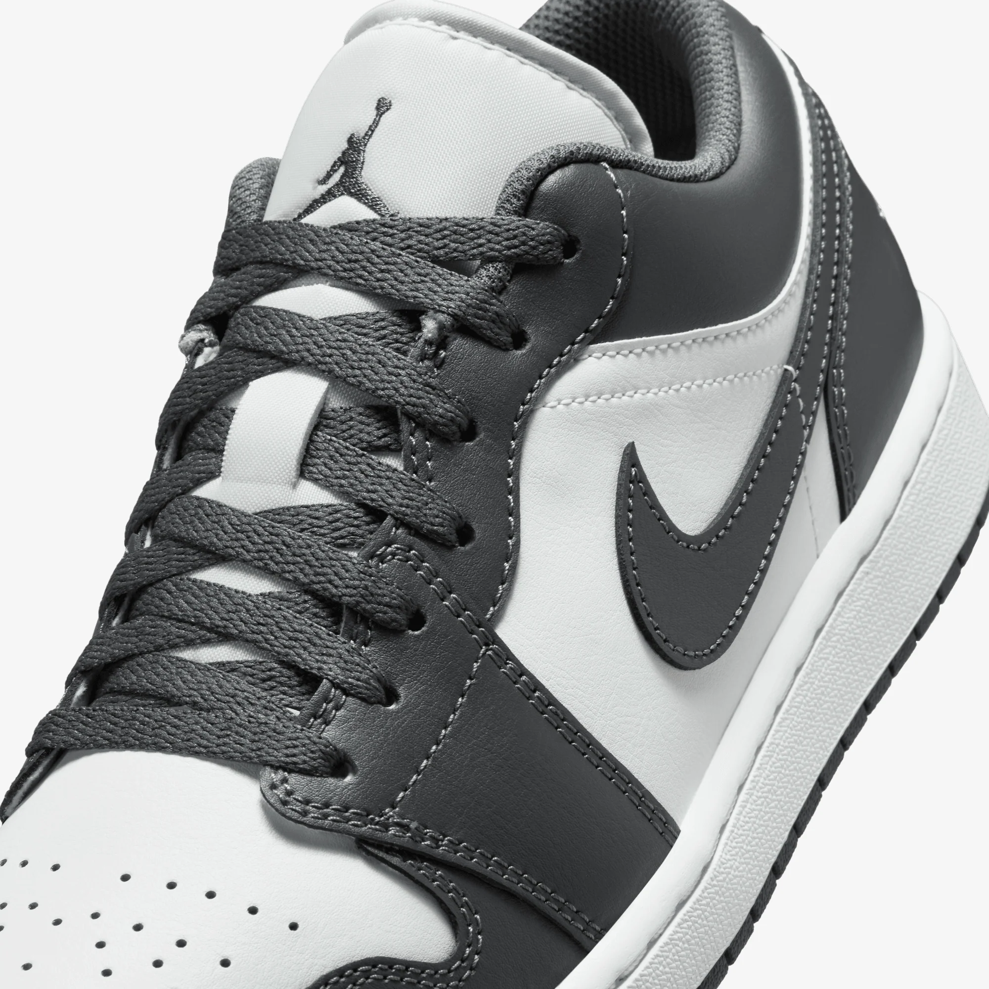 JORDAN | AIR JORDAN 1 LOW { IRON GREY/SUMMIT WHITE - Image 5
