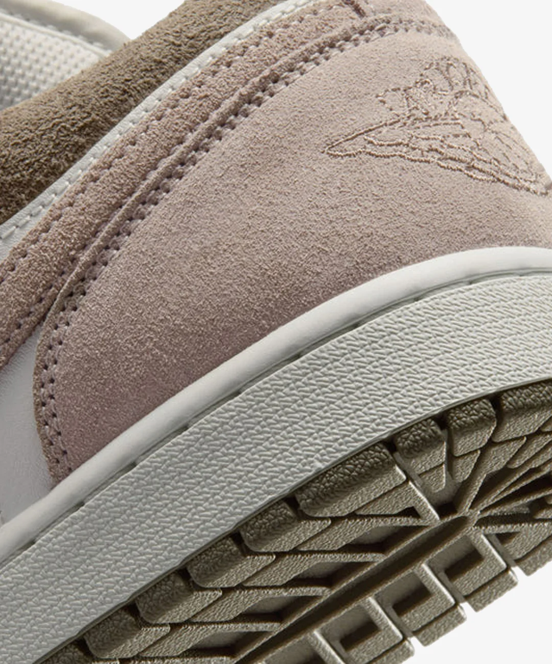 JORDAN | AIR JORDAN 1 LOW { OLIVE GREY/ENIGMA STONE-SUMMIT WHITE - Image 5