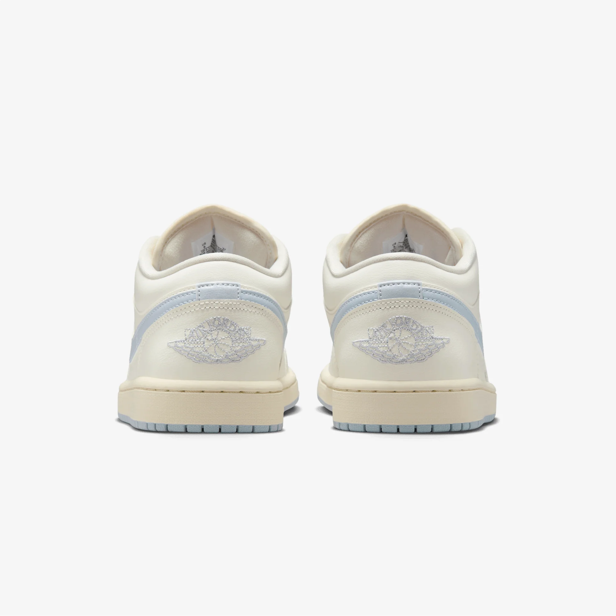 JORDAN | AIR JORDAN 1 LOW { SAIL/GHOST-COCONUT MILK - Image 4