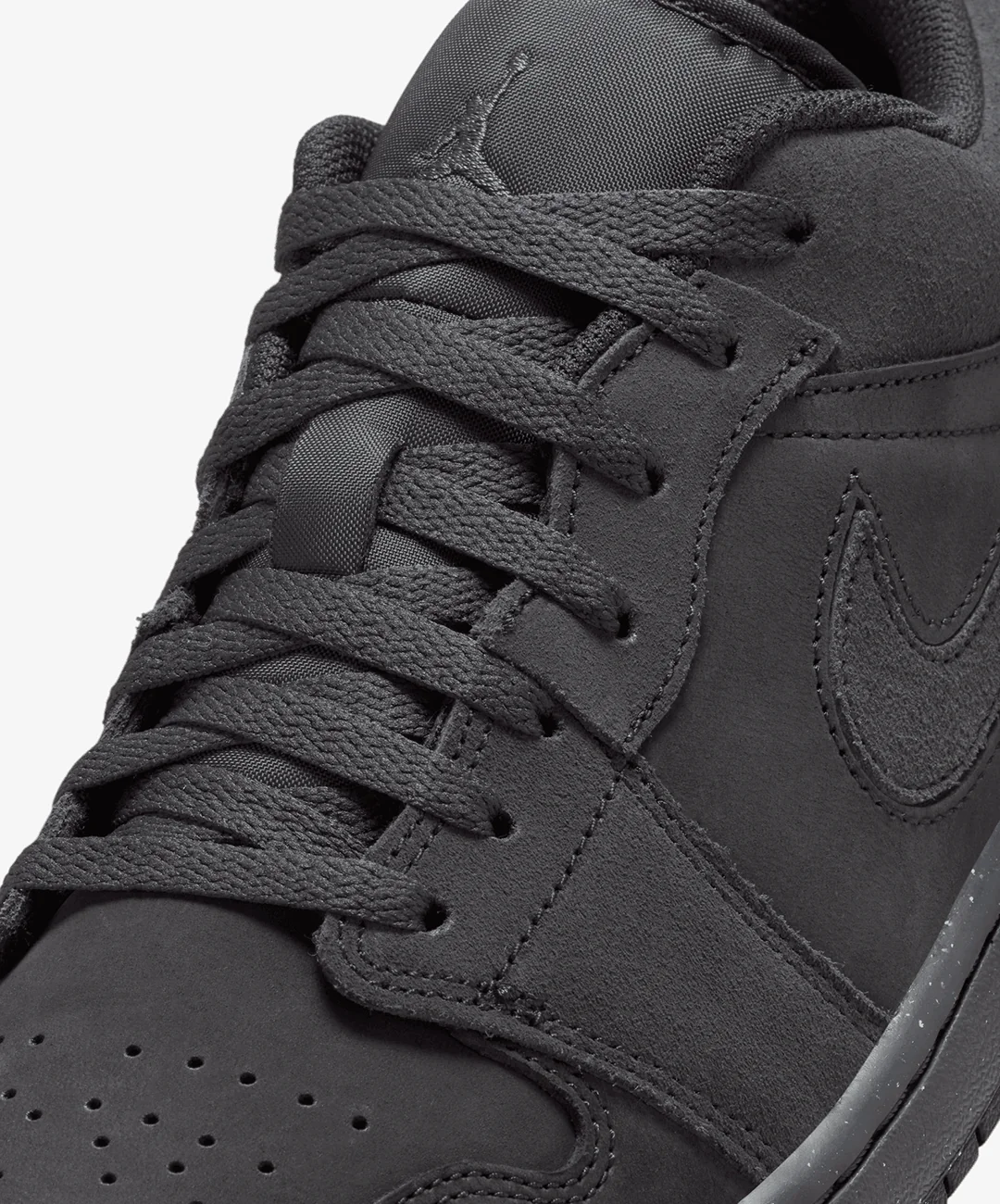 JORDAN | AIR JORDAN 1 LOW SE CRAFT { DK SMOKE GREY/BLACK-VARSITY RED - Image 5