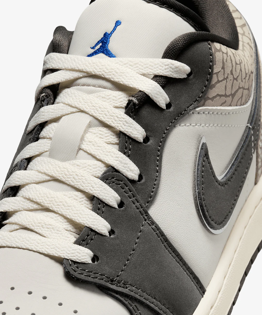 Jordan | AIR JORDAN 1 LOW SE { SAIL/DEEP PEWTER/GAMMA GREY/GAME ROYAL - Image 5