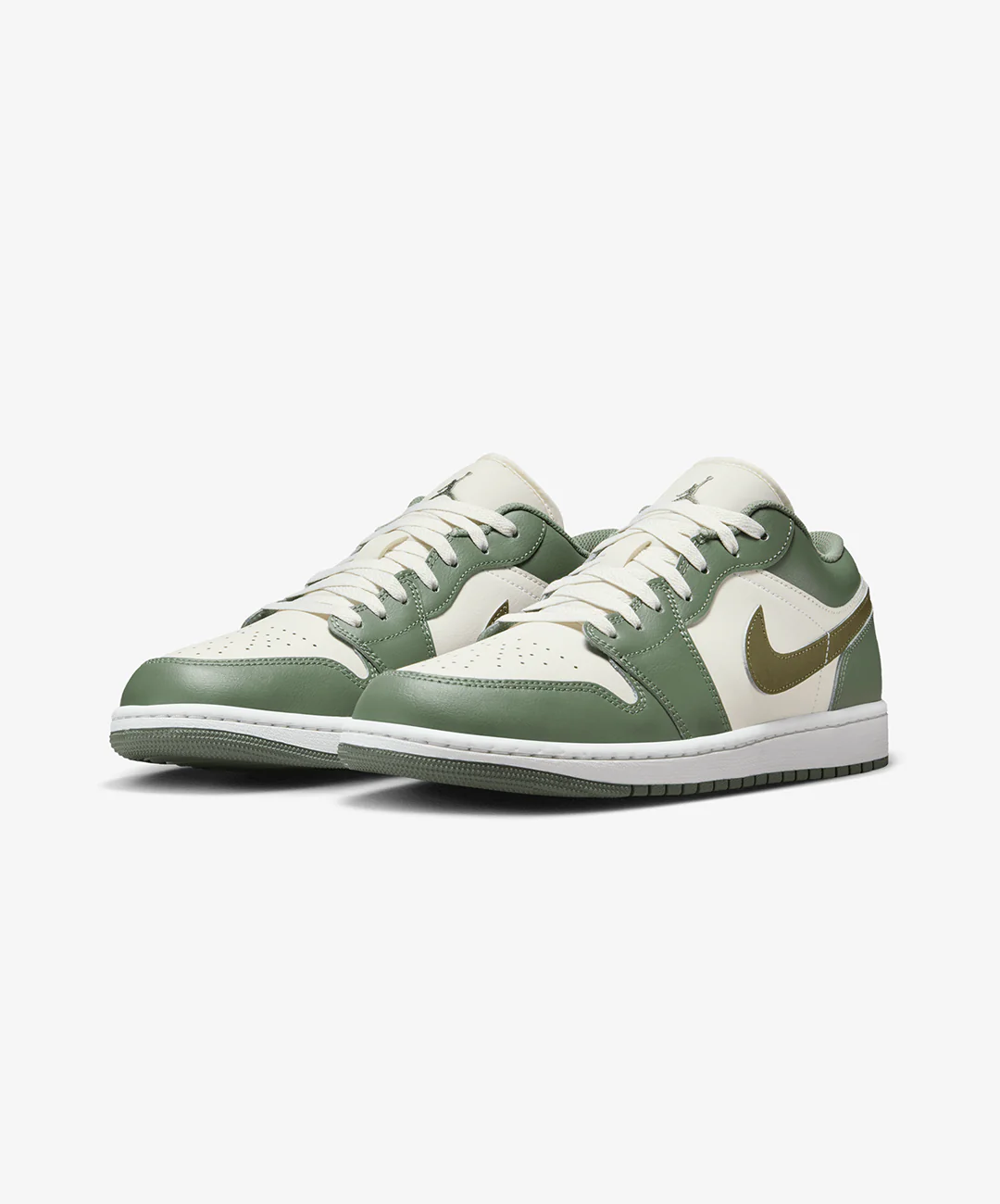 JORDAN | AIR JORDAN 1 LOW { VINTAGE LICHEN/MEDIUM OLIVE-SUMMIT WHITE - Image 3