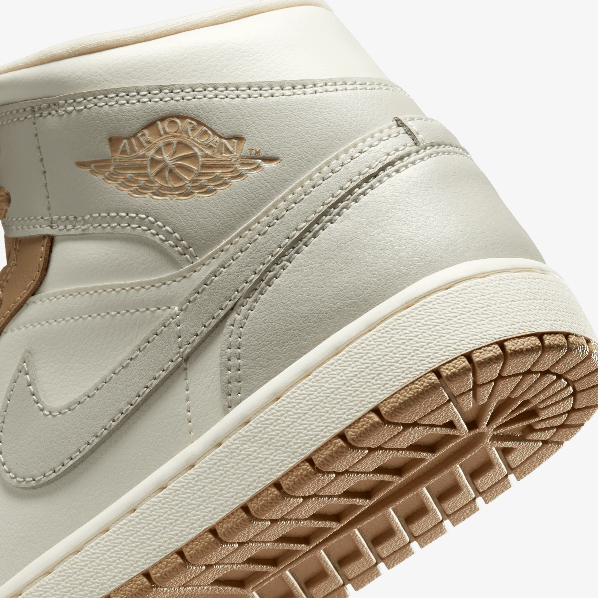 JORDAN | AIR JORDAN 1 MID { PALE IVORY/LT OREWOOD BRN-HEMP-SAIL - Image 6